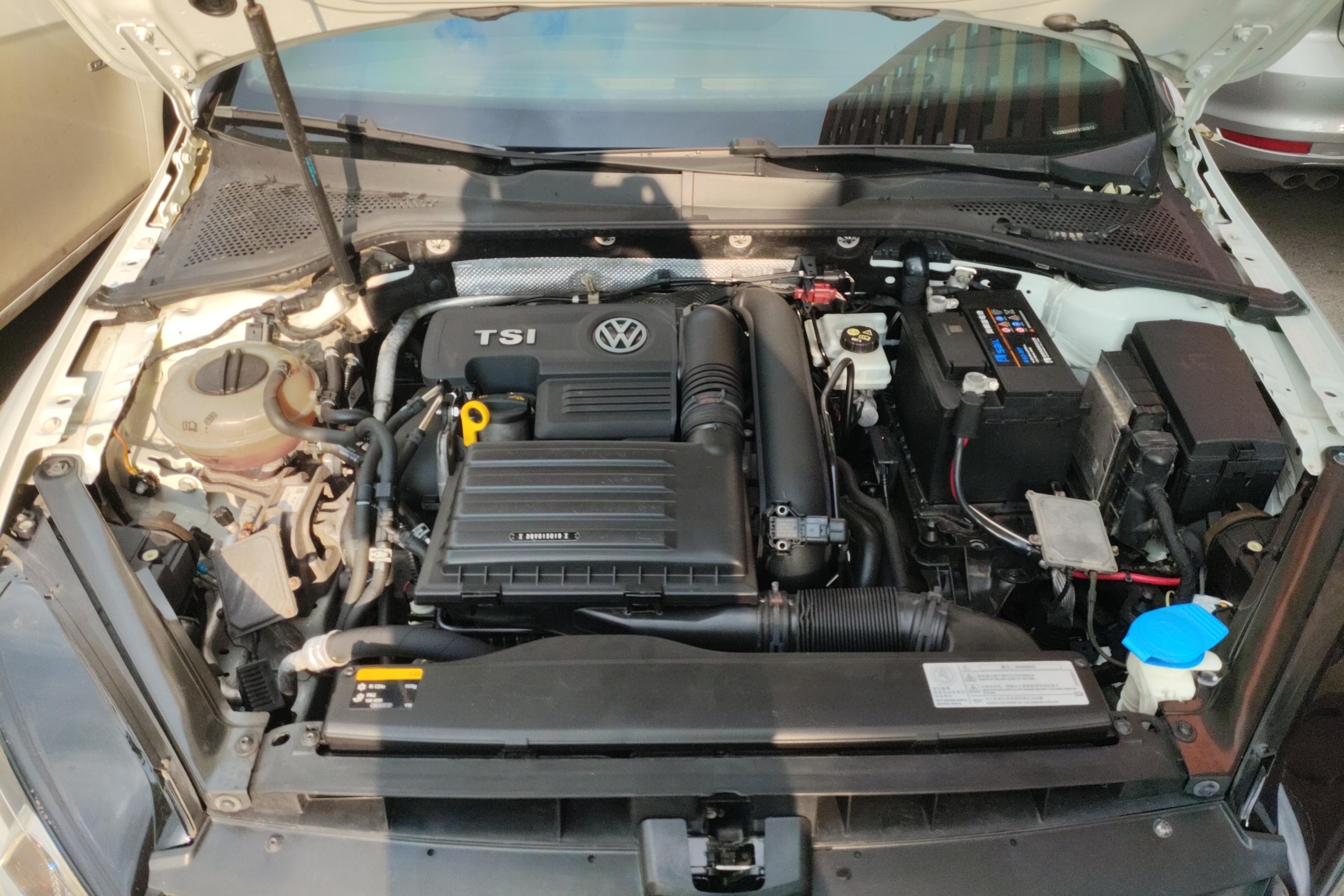 大众高尔夫 2015款 1.4T 自动 汽油 舒适型 (国Ⅳ) 