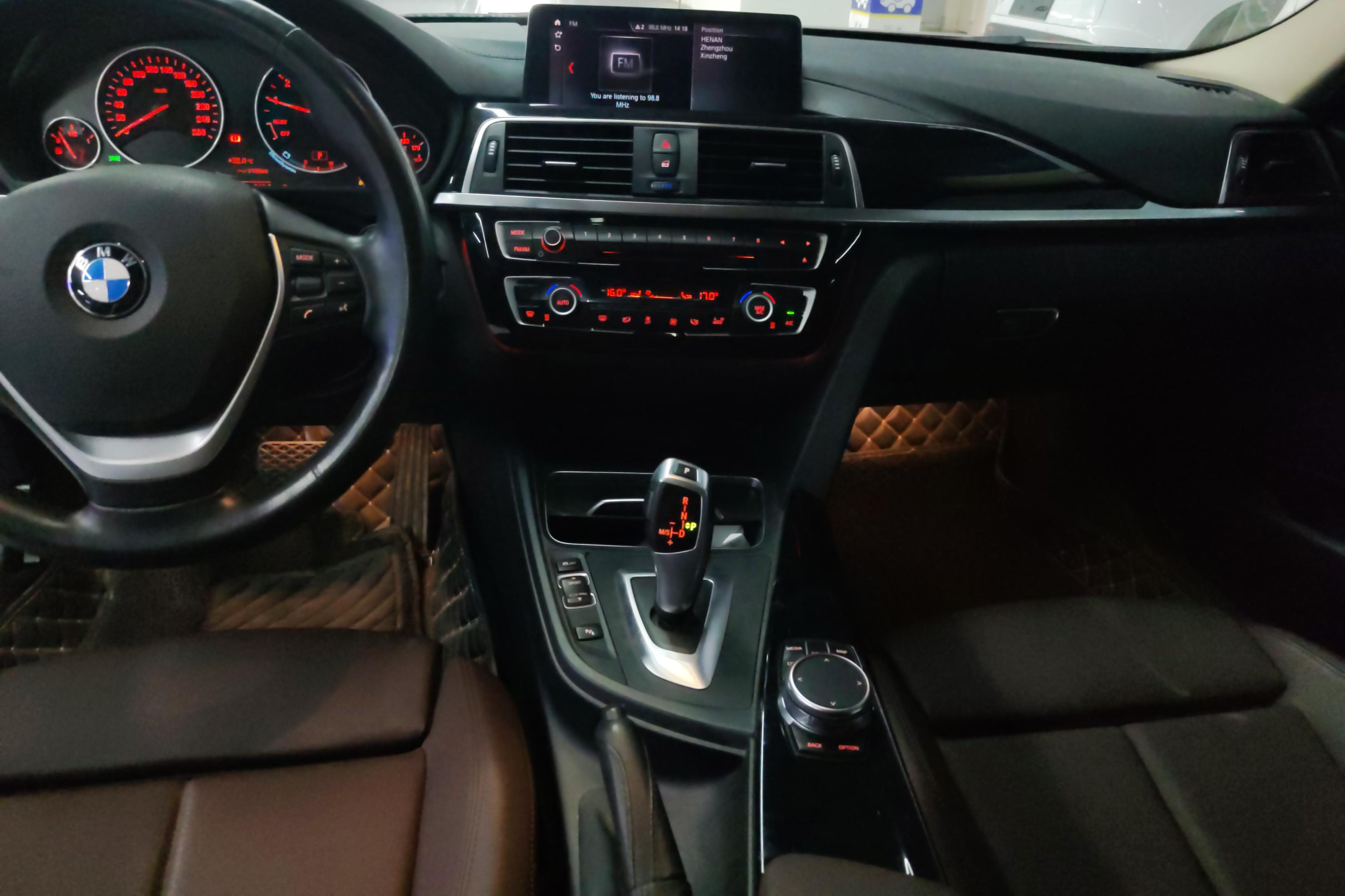 宝马3系 320Li 2019款 2.0T 自动 汽油 时尚版 (国Ⅴ) 