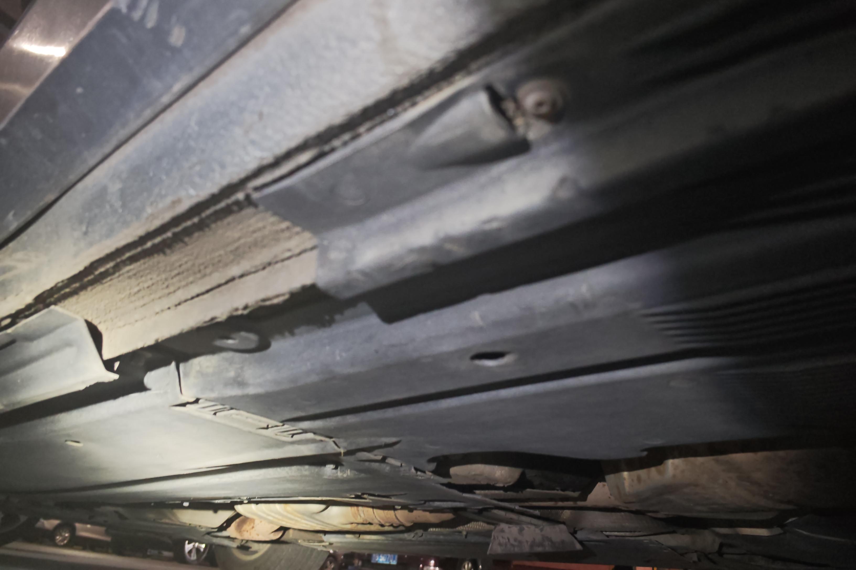 奥迪A4L 2012款 2.0T 自动 标准型 (国Ⅳ) 