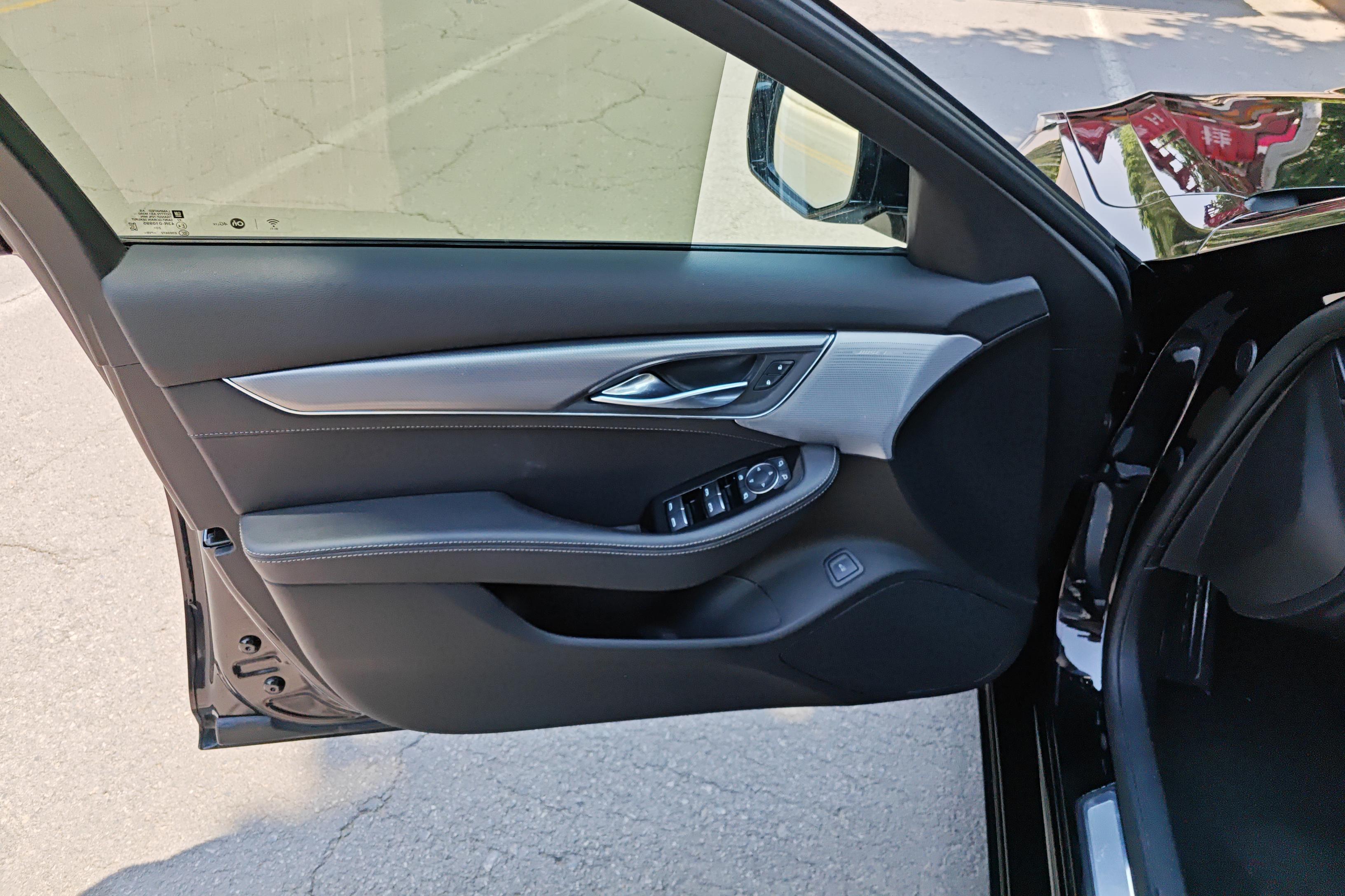 凯迪拉克CT5 2021款 2.0T 自动 28T豪华型 (国Ⅵ) 
