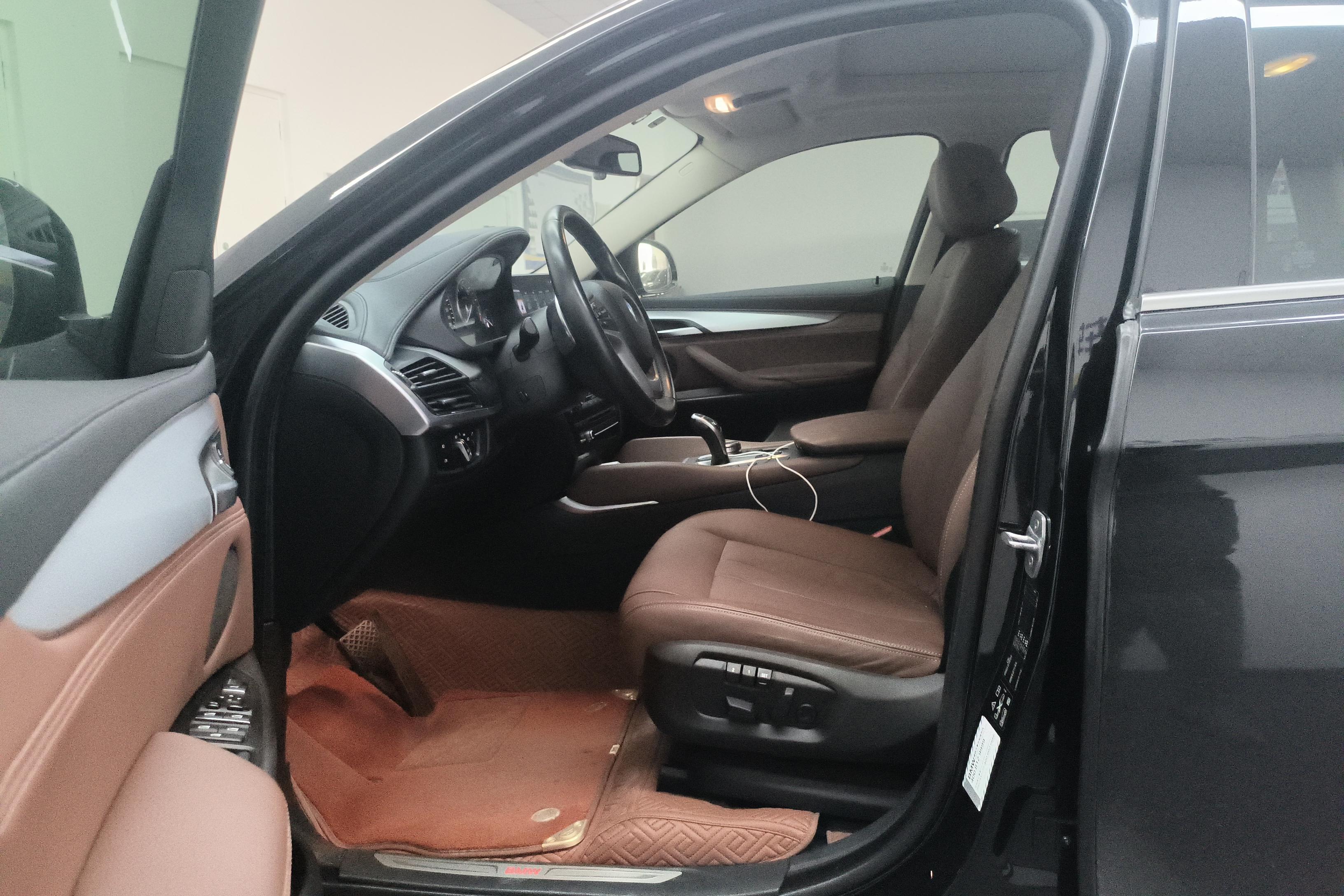 宝马X6 35i [进口] 2017款 3.0T 自动 四驱 汽油 领先型 
