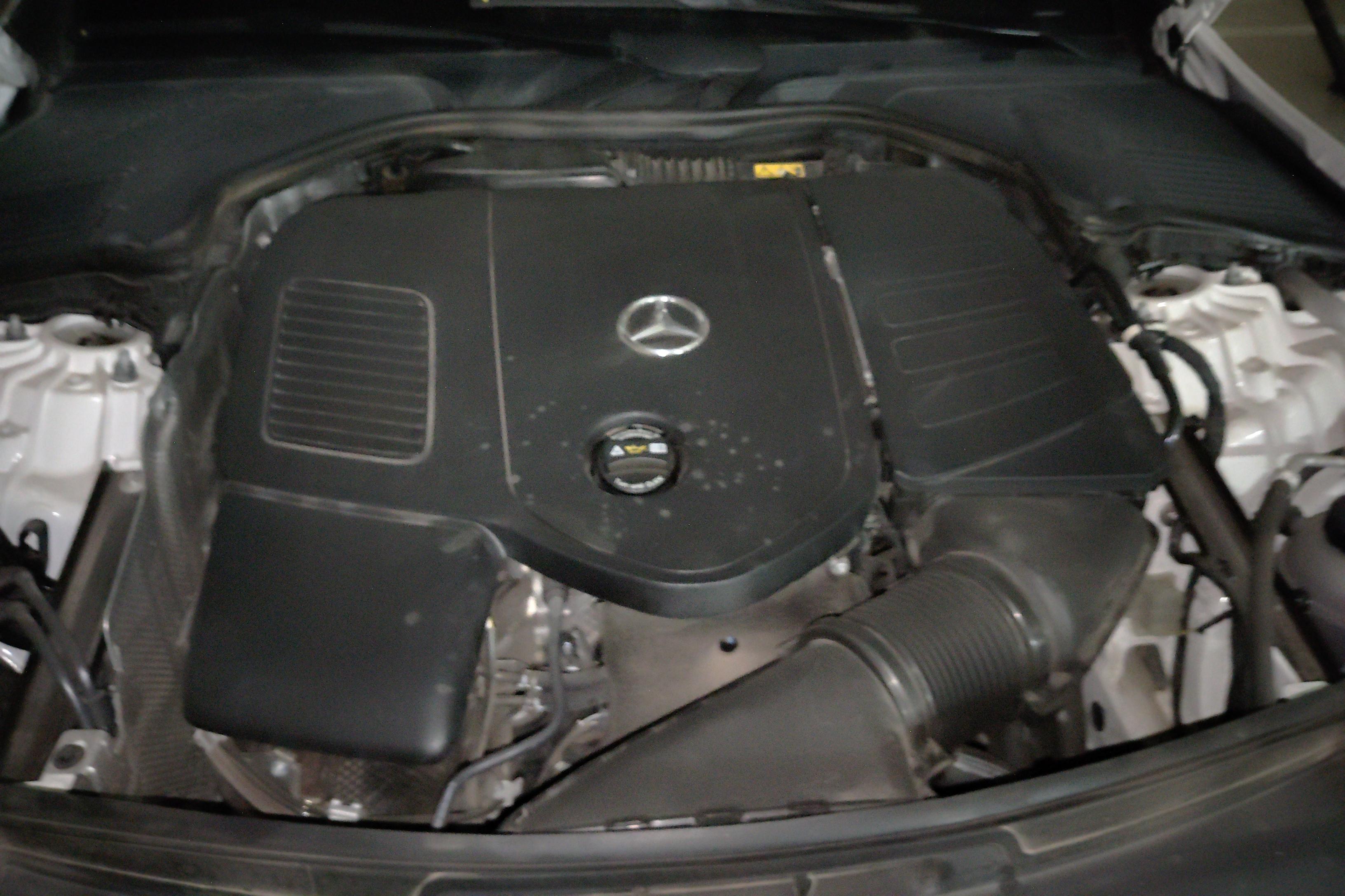 奔驰C级 C260L 2022款 1.5T 自动 改款运动版 (国Ⅵ) 