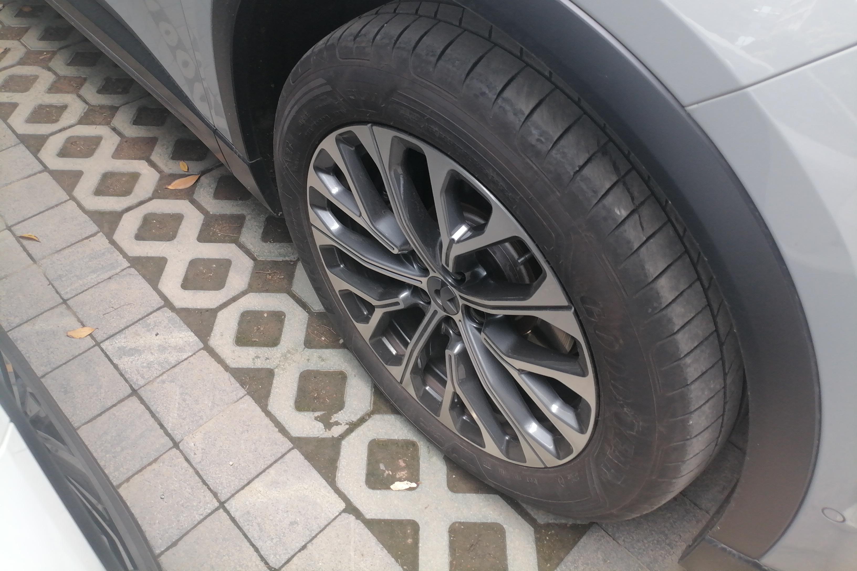 蔚来ES6 2023款 自动 75kW 纯电动 
