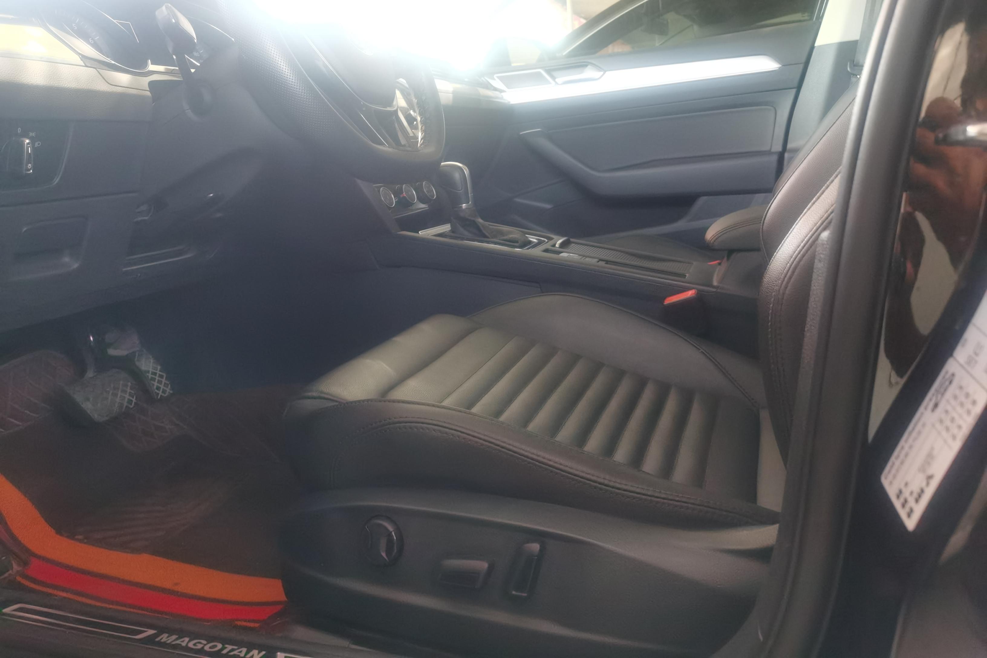 大众迈腾 2019款 1.4T 自动 汽油 280TSI领先型 (国Ⅴ) 