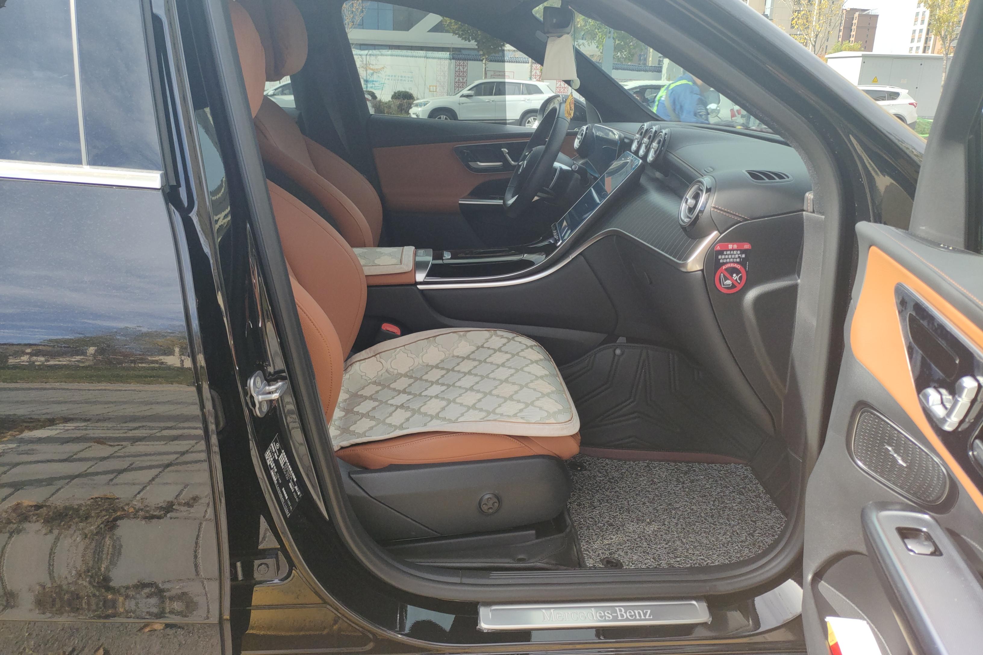 奔驰GLC GLC260L 2024款 2.0T 自动 豪华型 (国Ⅵ) 
