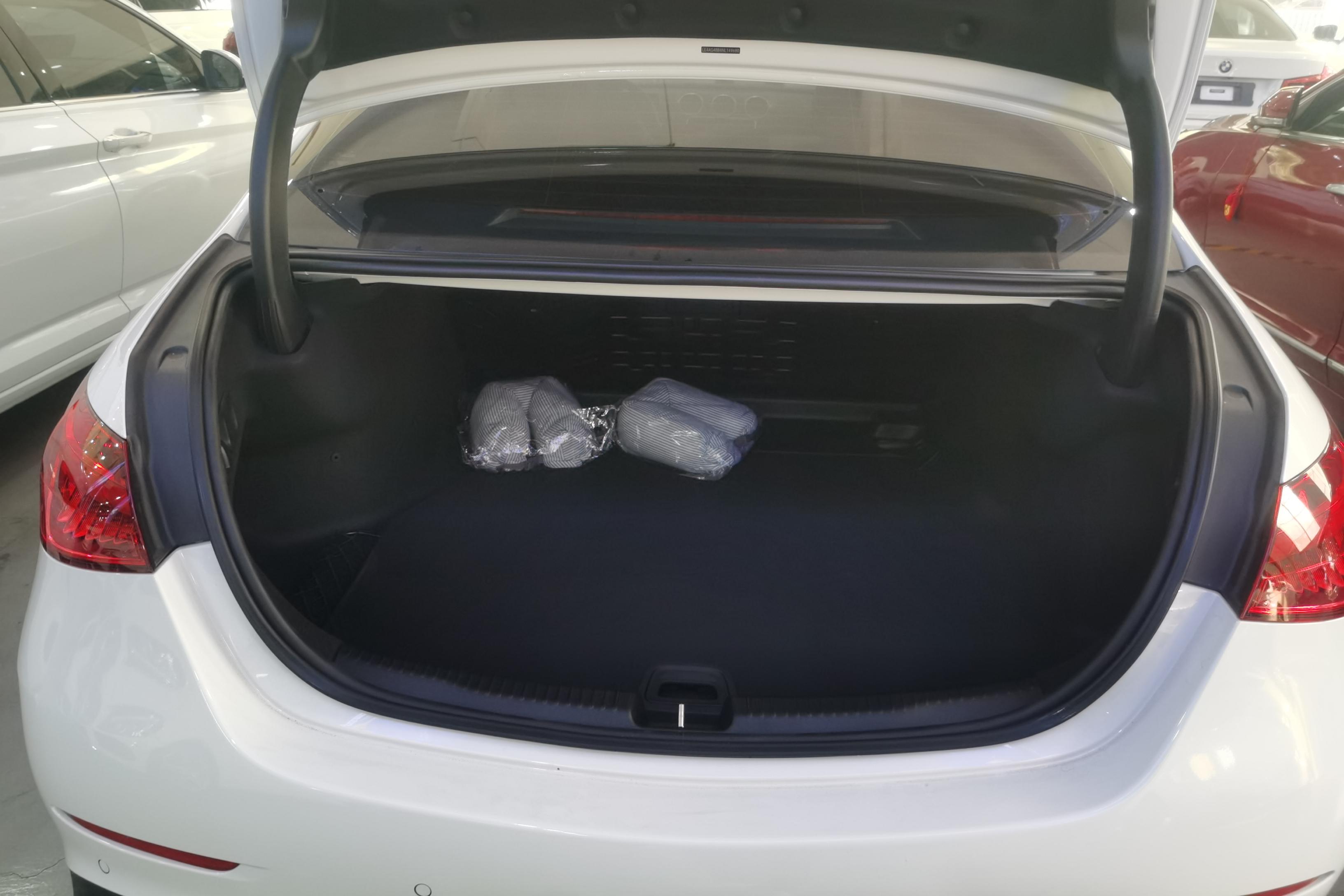 【济南二手奔驰C级】奔驰C级 C200L 2022款 1.5T 自动 改款运动版