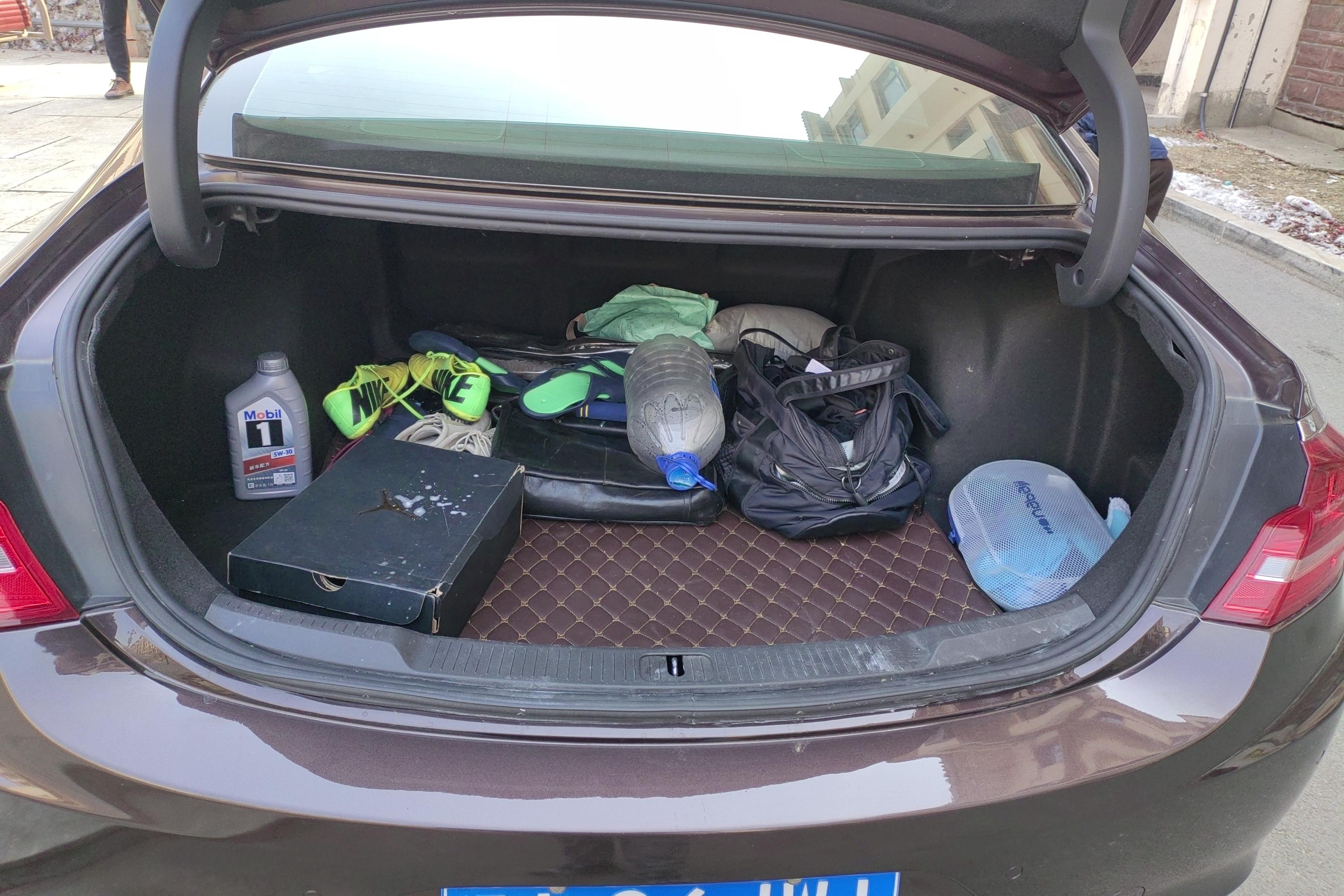 别克君越 2016款 2.0T 自动 28T尊享型 (国Ⅴ) 