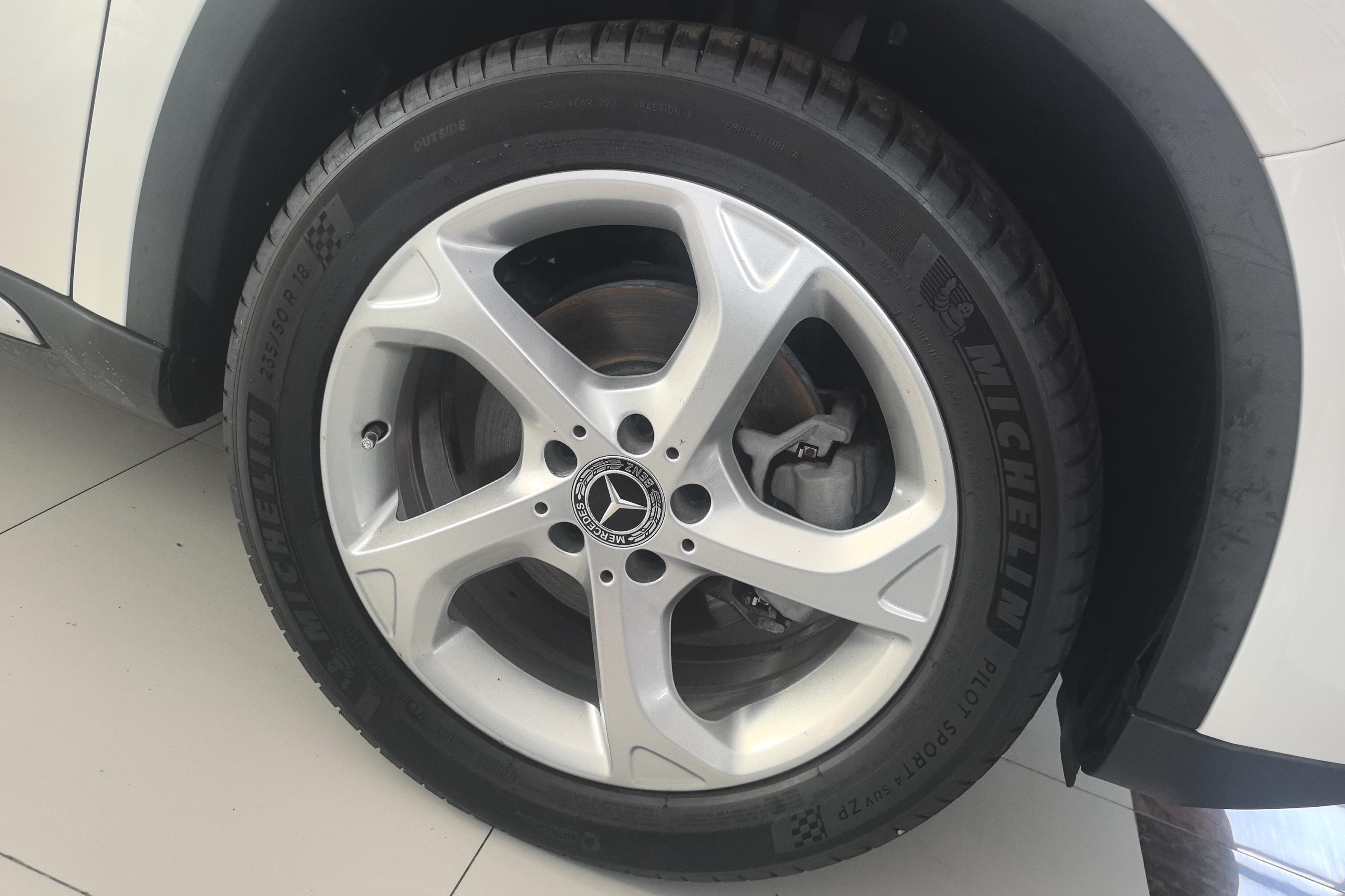 奔驰GLA 200 2017款 1.6T 自动 动感型 (国Ⅴ) 