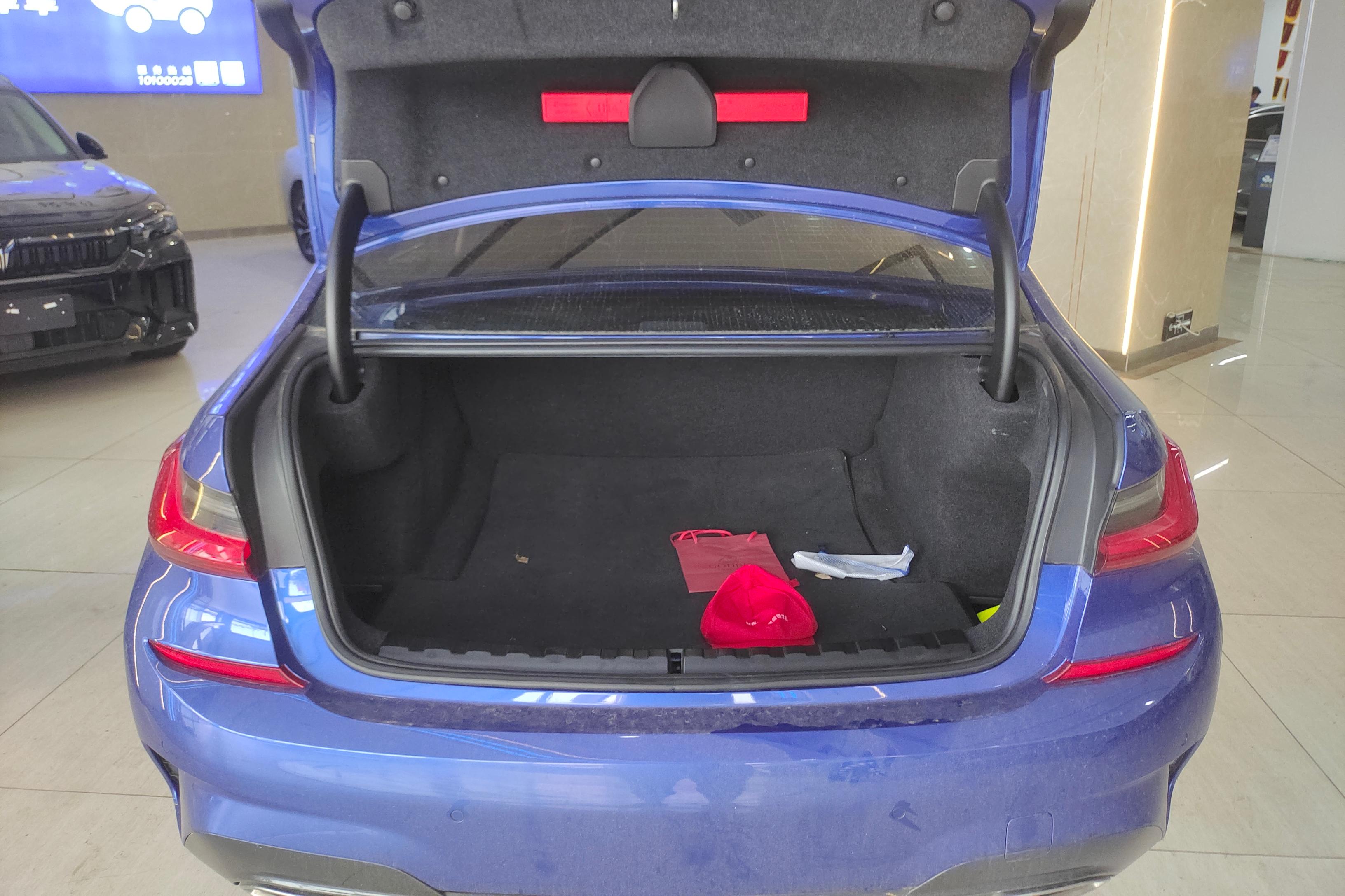 宝马3系 325Li 2021款 2.0T 自动 汽油 改款M运动套装 (国Ⅵ) 