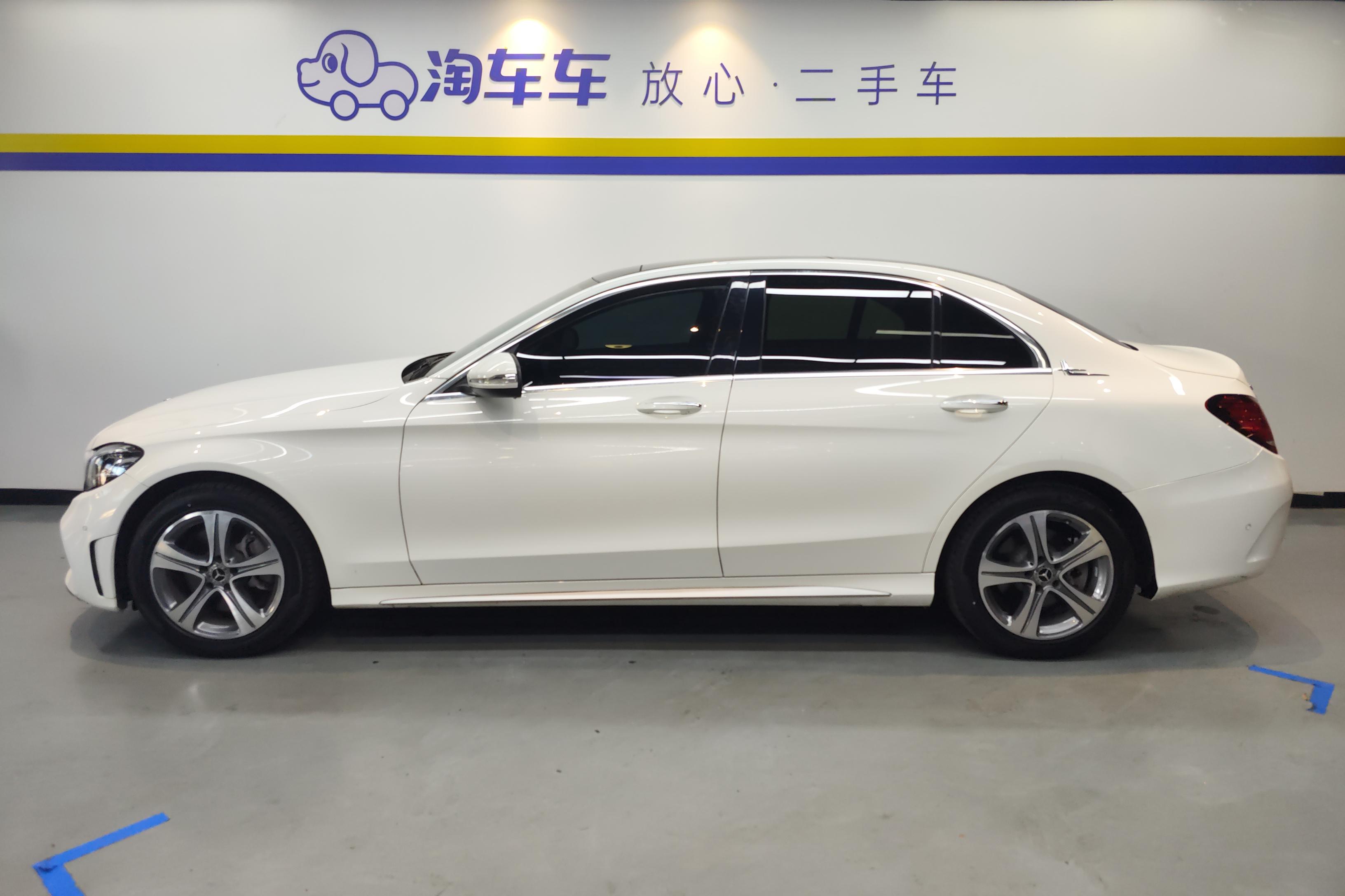 奔驰C级 C260L 2019款 1.5T 自动 运动版改款 (国Ⅵ) 