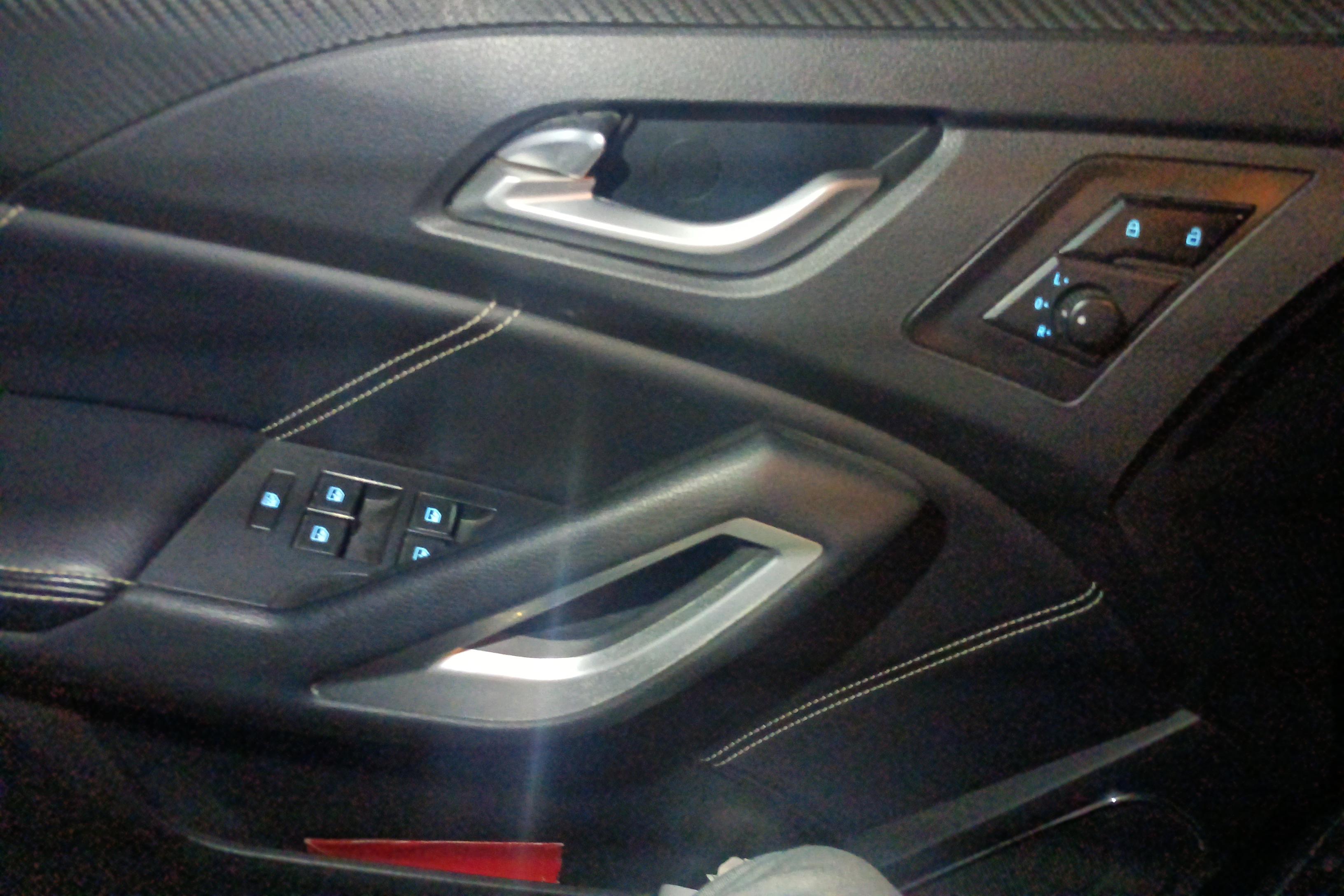 江铃驭胜 S350 2016款 2.0T 自动 四驱 豪华天窗版 (国Ⅴ) 