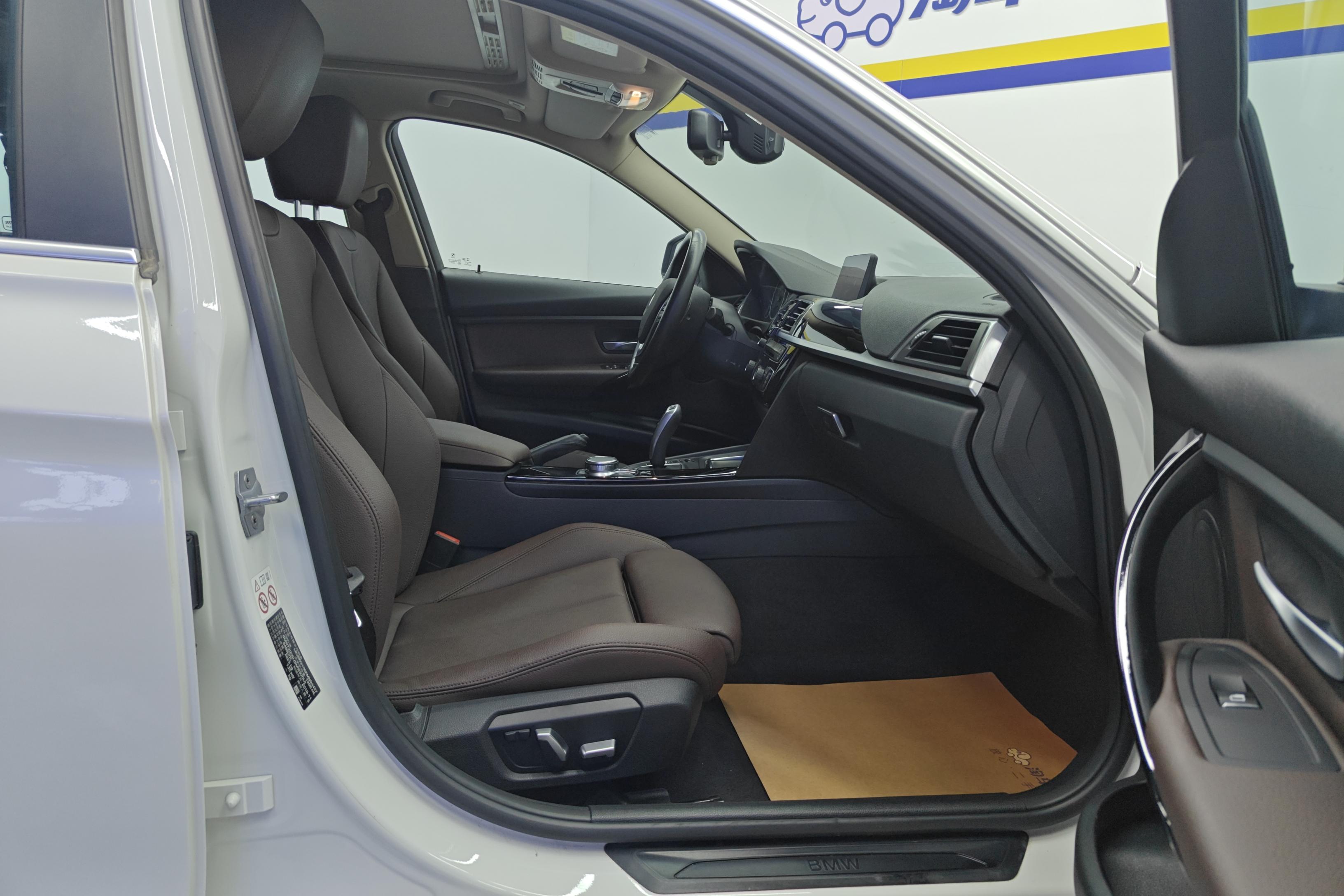 宝马3系 320Li 2019款 2.0T 自动 汽油 时尚版 (国Ⅴ) 