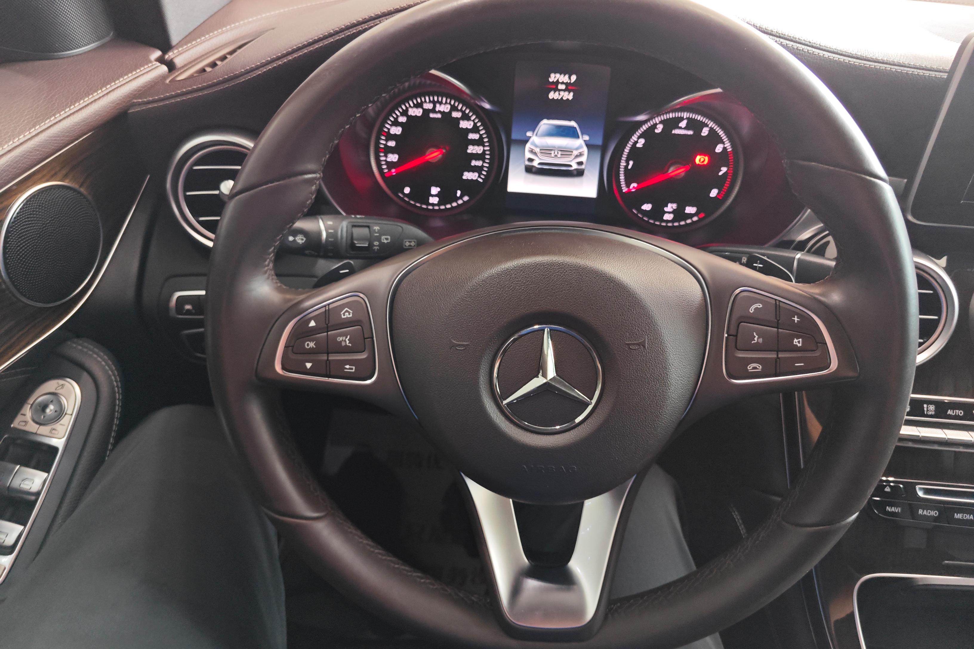 奔驰GLC GLC260 2017款 2.0T 自动 豪华型 (国Ⅴ) 