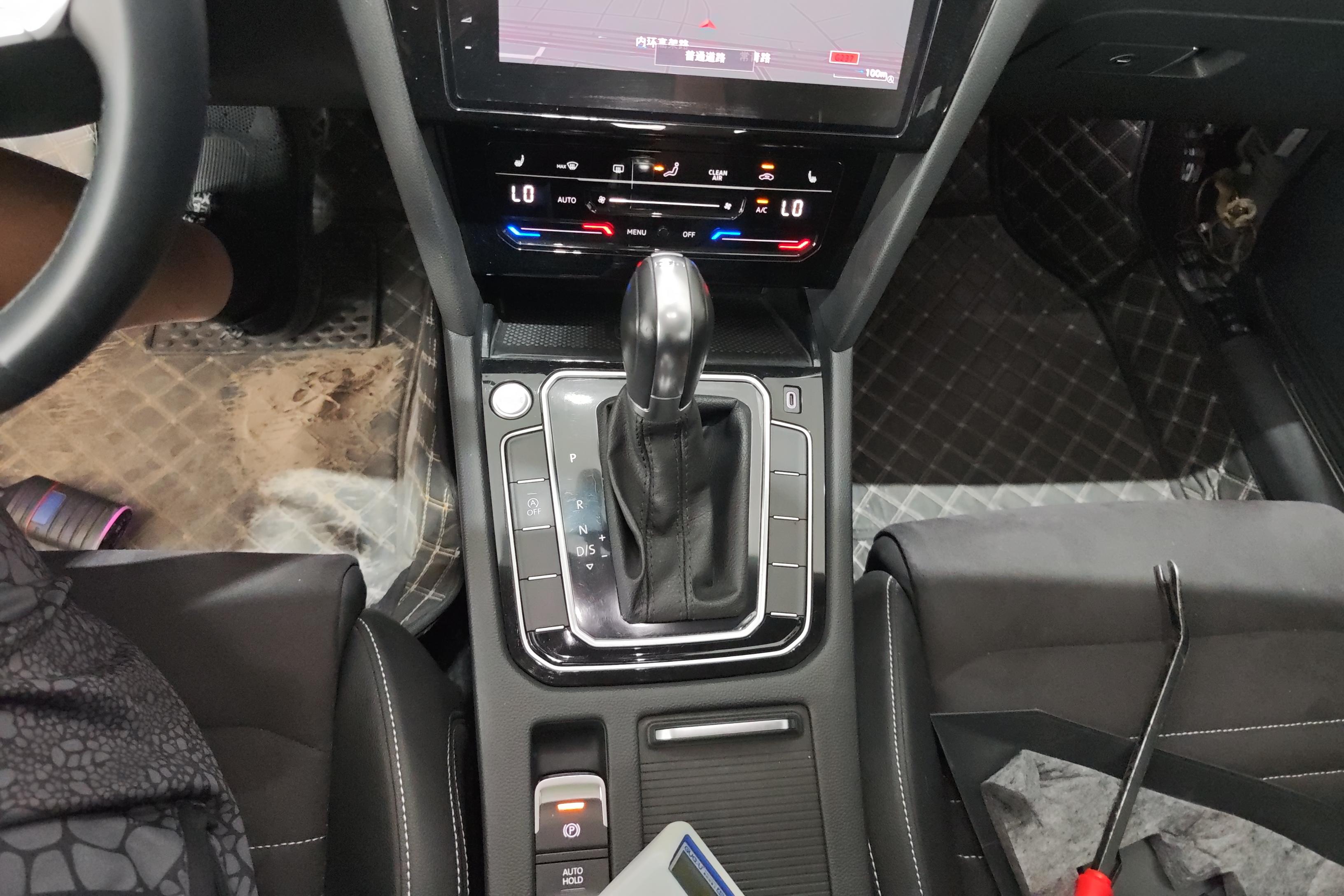 大众迈腾 2021款 2.0T 自动 汽油 330TSI-30周年纪念型 (国Ⅵ) 