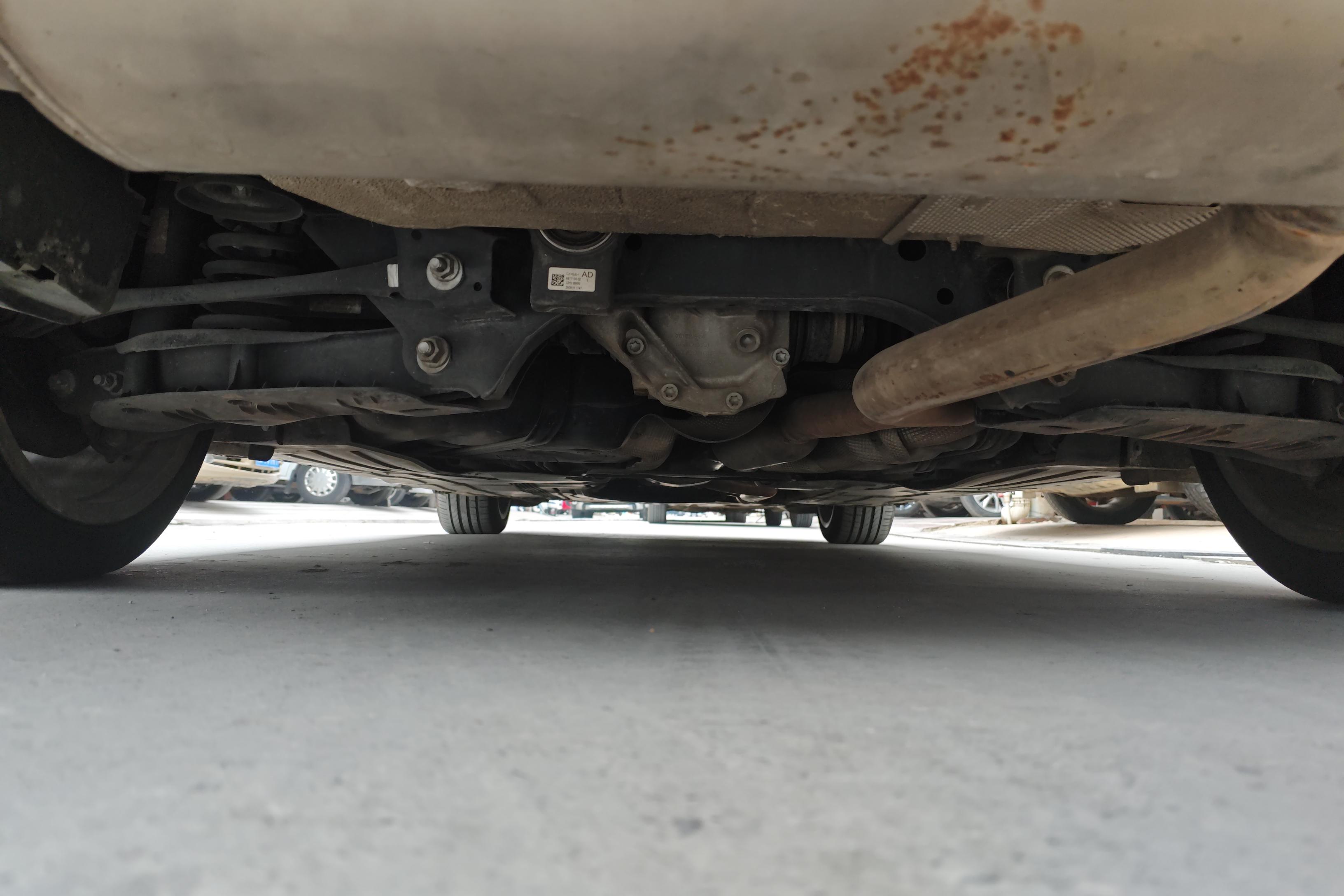 宝马3系 320Li 2019款 2.0T 自动 汽油 时尚版 (国Ⅴ) 