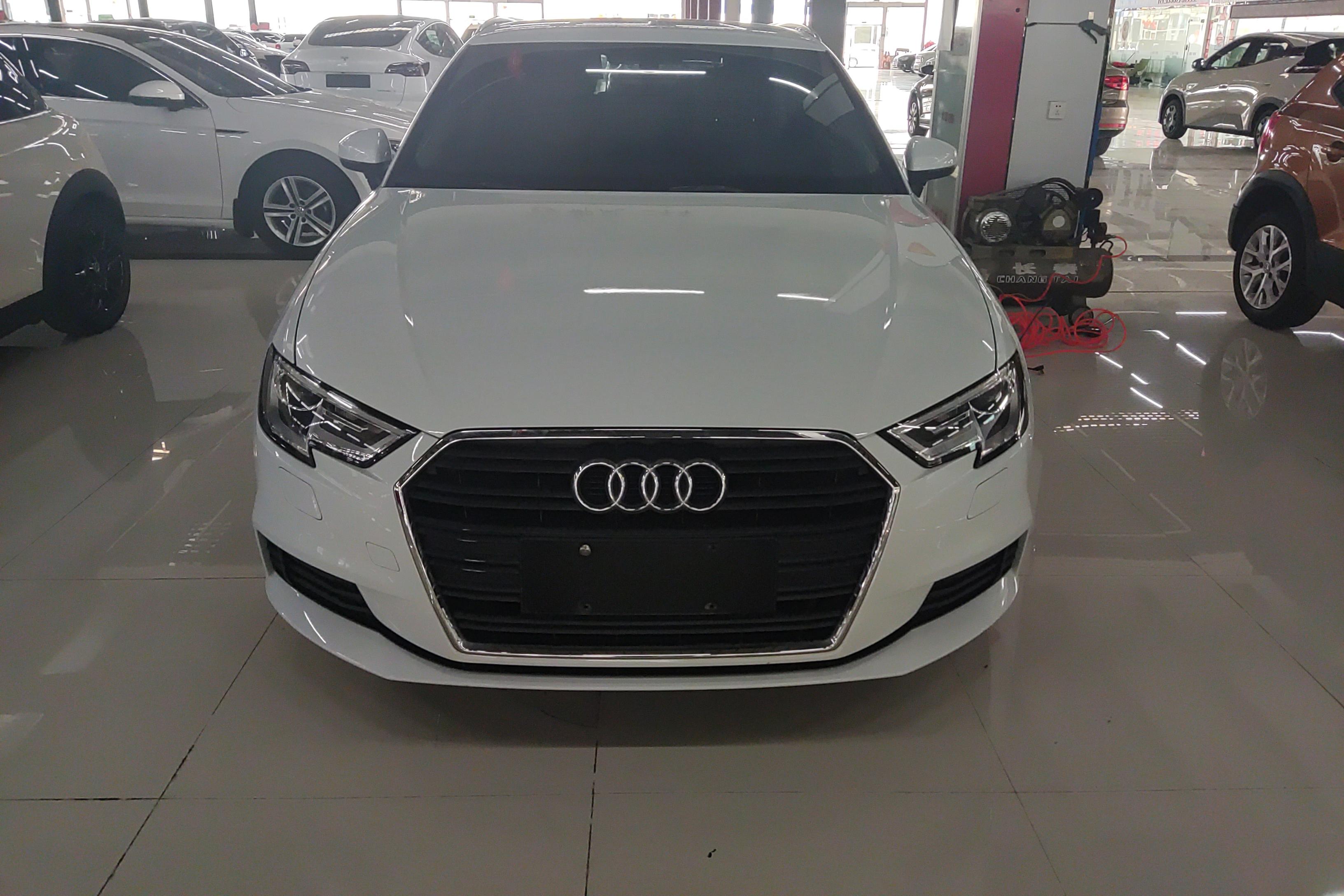 奥迪A3 35TFSI 2018款 1.4T 自动 汽油 进取型30周年Sportback (国Ⅴ) 