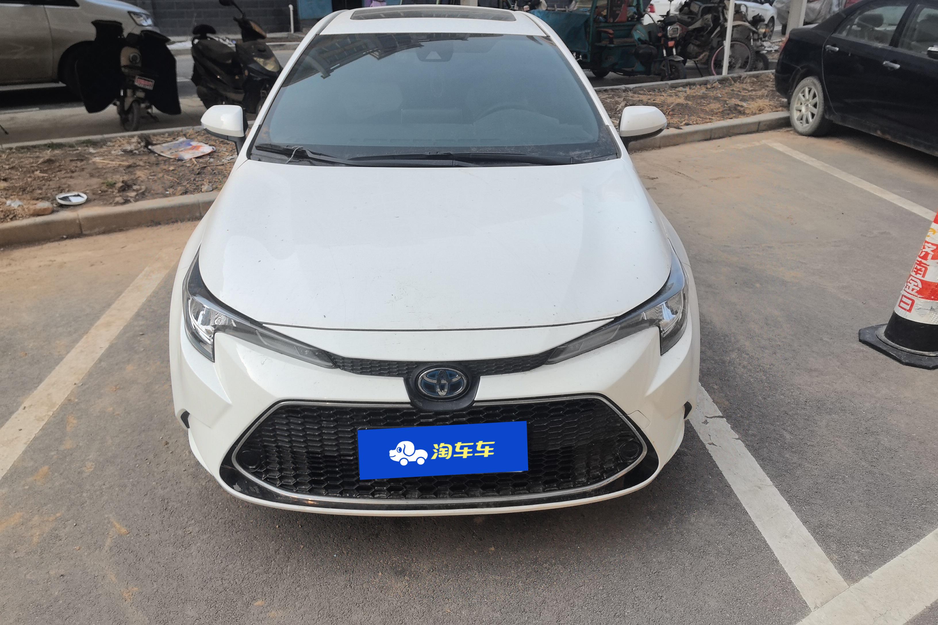 丰田雷凌 双擎 2022款 1.8L 自动 领先版 (国Ⅵ) 