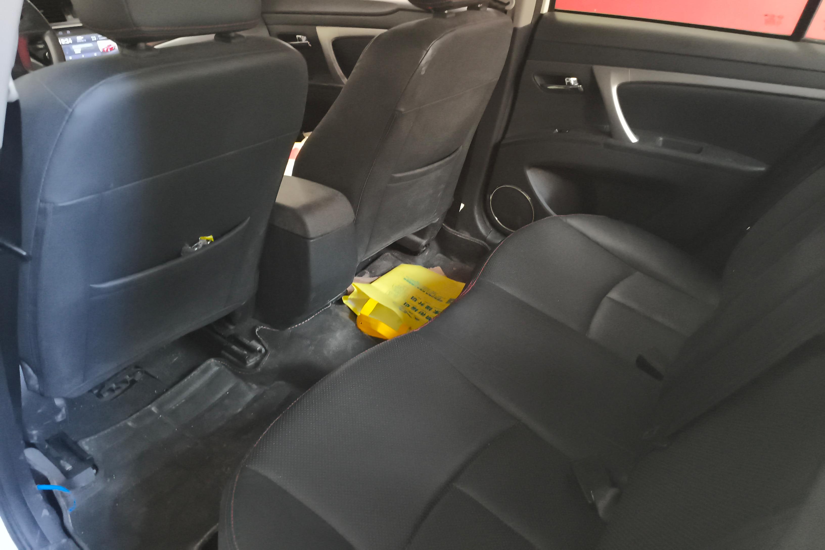 海马M6 2015款 1.5T 手动 运动智能型 (国Ⅴ) 