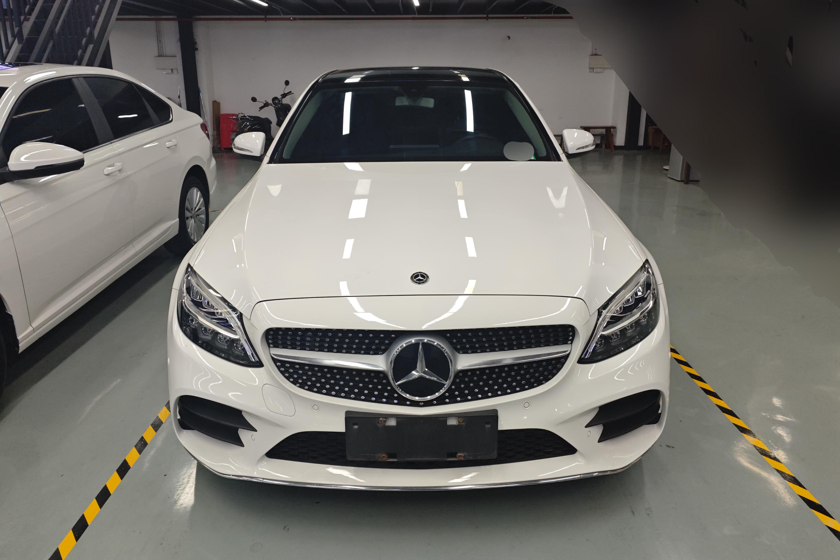 【南宁二手奔驰C级】奔驰C级 C260L 2019款 1.5T 自动 运动版