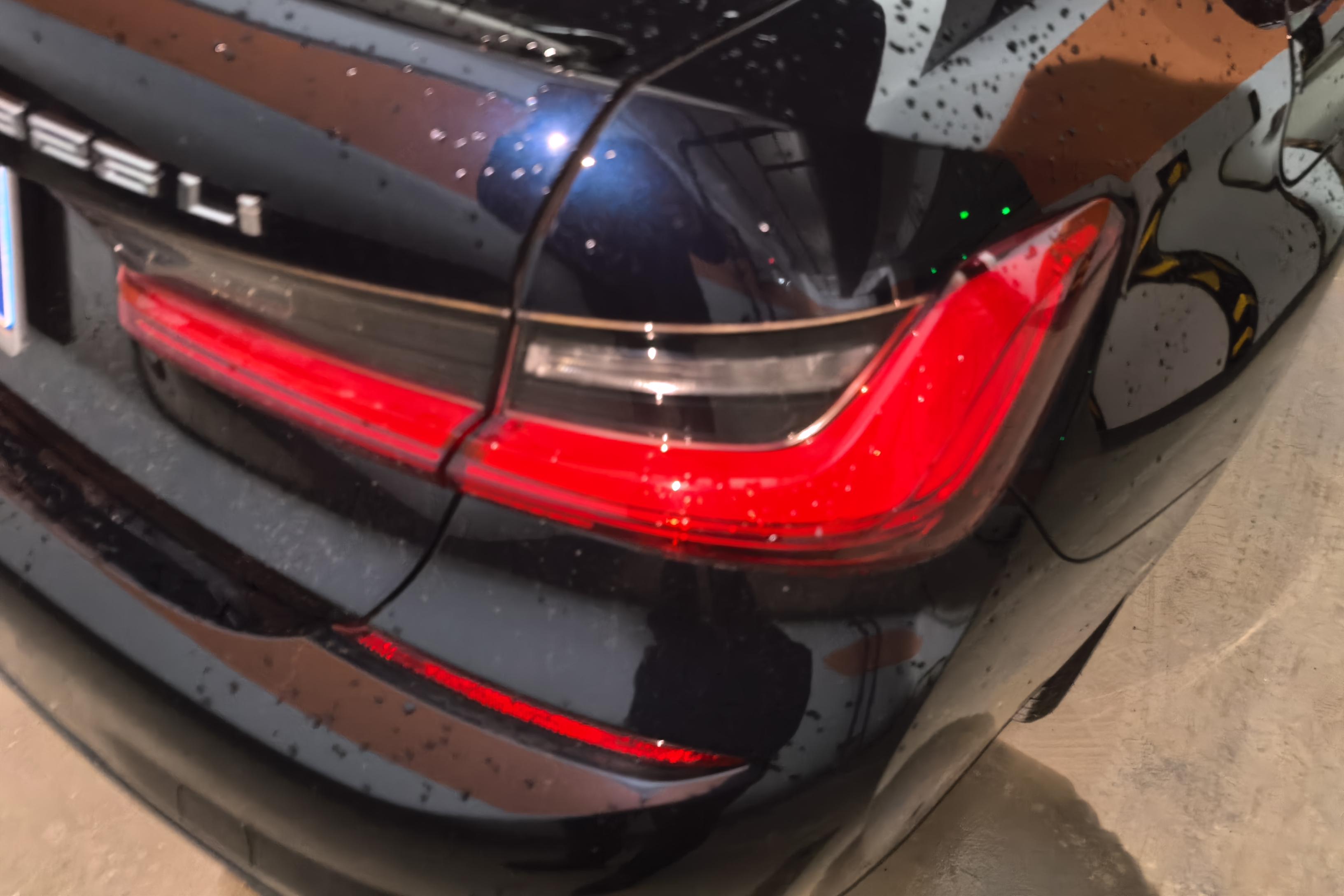 宝马3系 325Li 2020款 2.0T 自动 汽油 改款M运动曜夜版 (国Ⅵ) 