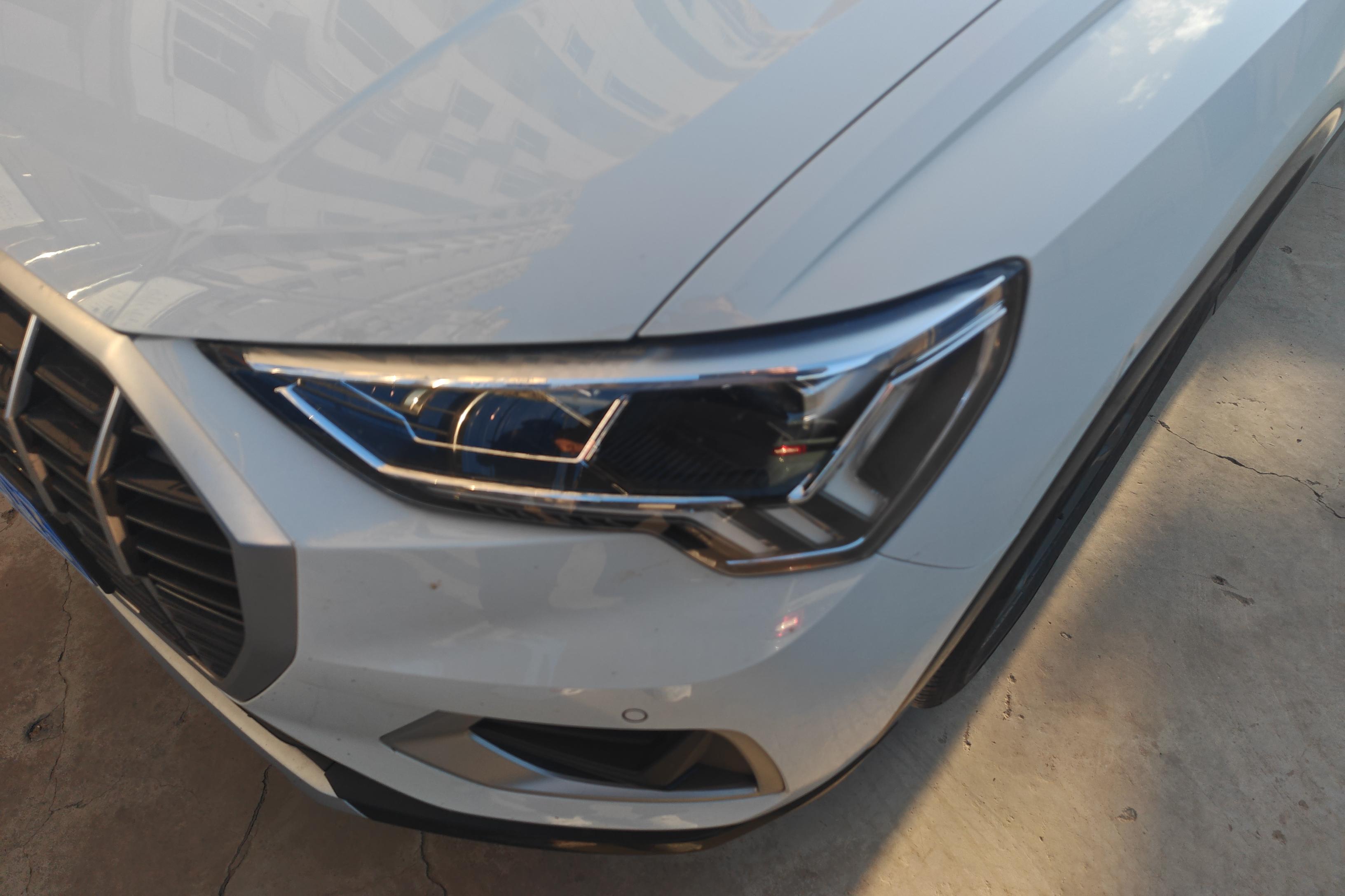 奥迪Q3 35TFSI 2021款 1.4T 自动 前驱 进取致雅型 (国Ⅵ) 