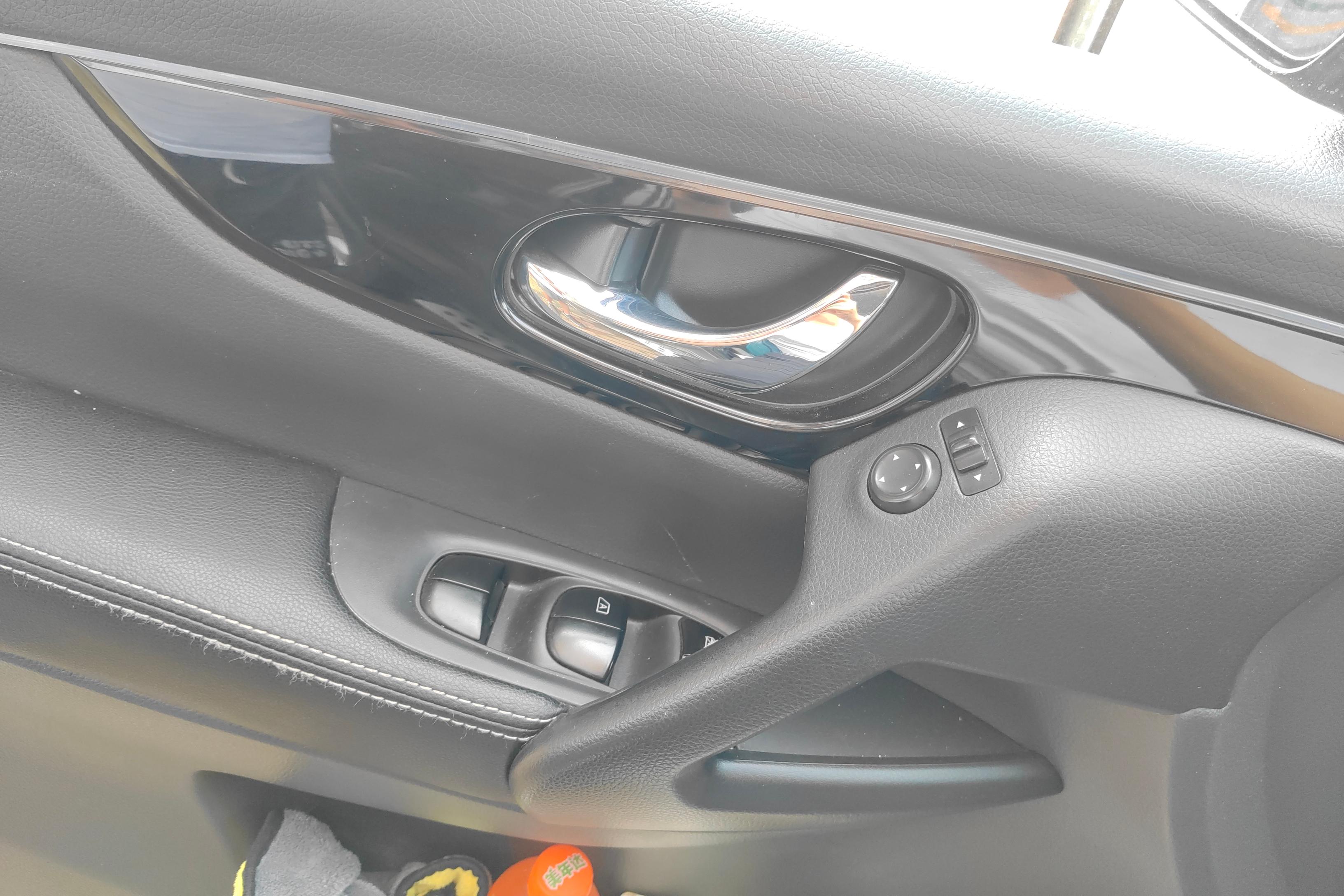 日产逍客 2017款 2.0L 自动 前驱 XL精英版 (国Ⅴ) 