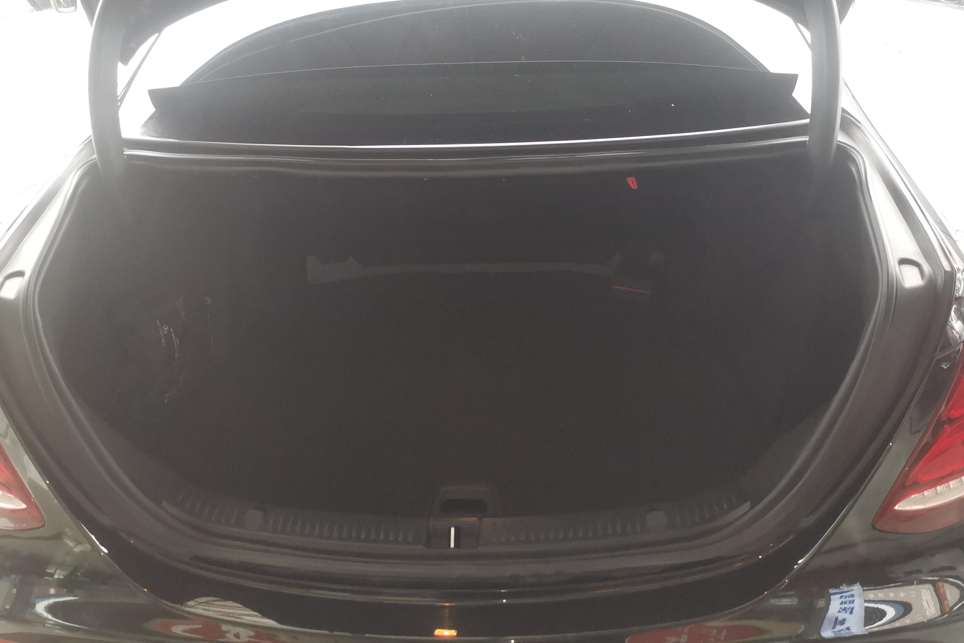 奔驰E级 E300L 2020款 2.0T 自动 汽油 豪华型 (国Ⅵ) 
