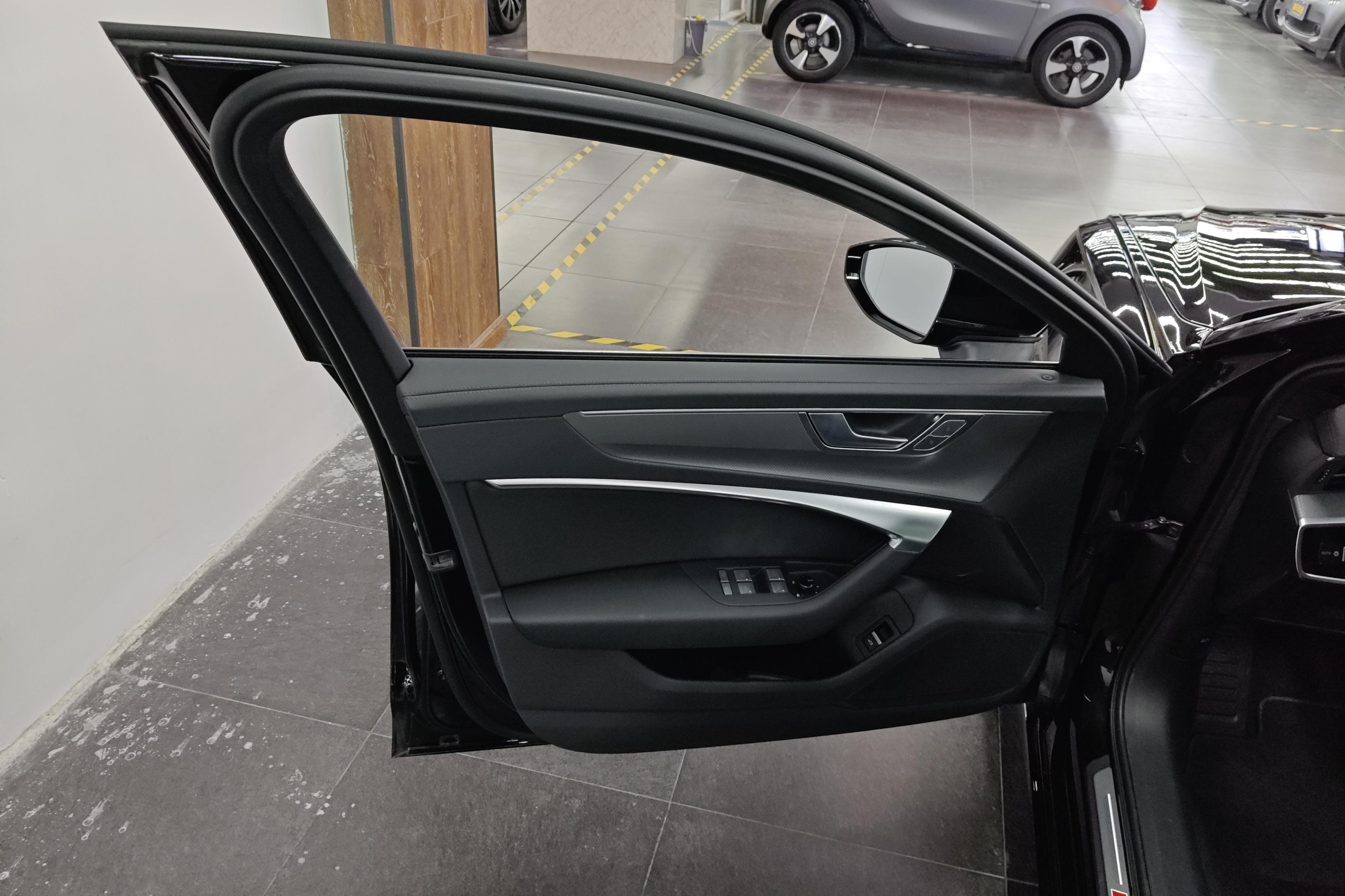 奥迪A6L 40TFSI 2023款 2.0T 自动 豪华致雅型 (国Ⅵ) 