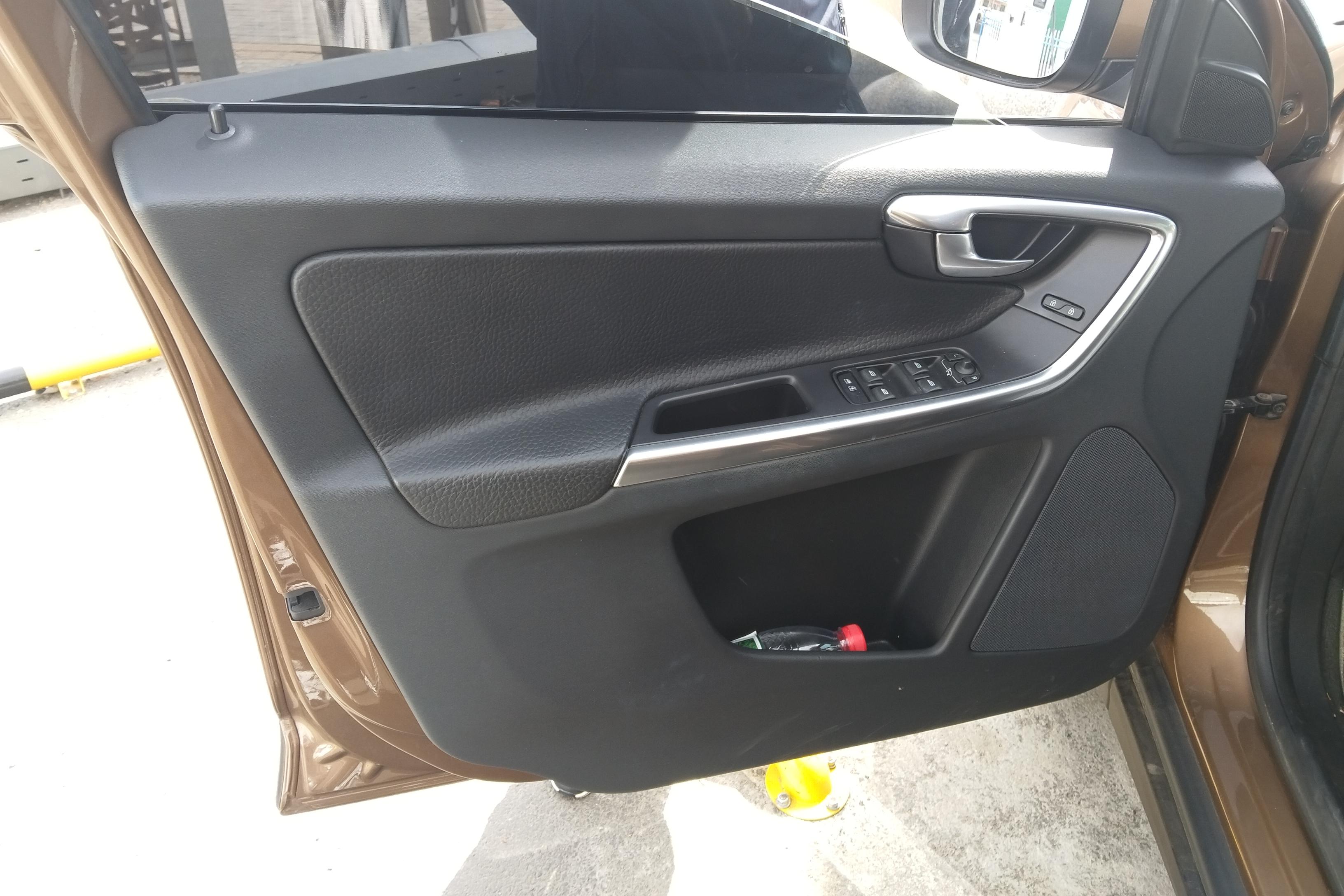 沃尔沃XC60 [进口] 2013款 2.0T 自动 前驱 智雅版 