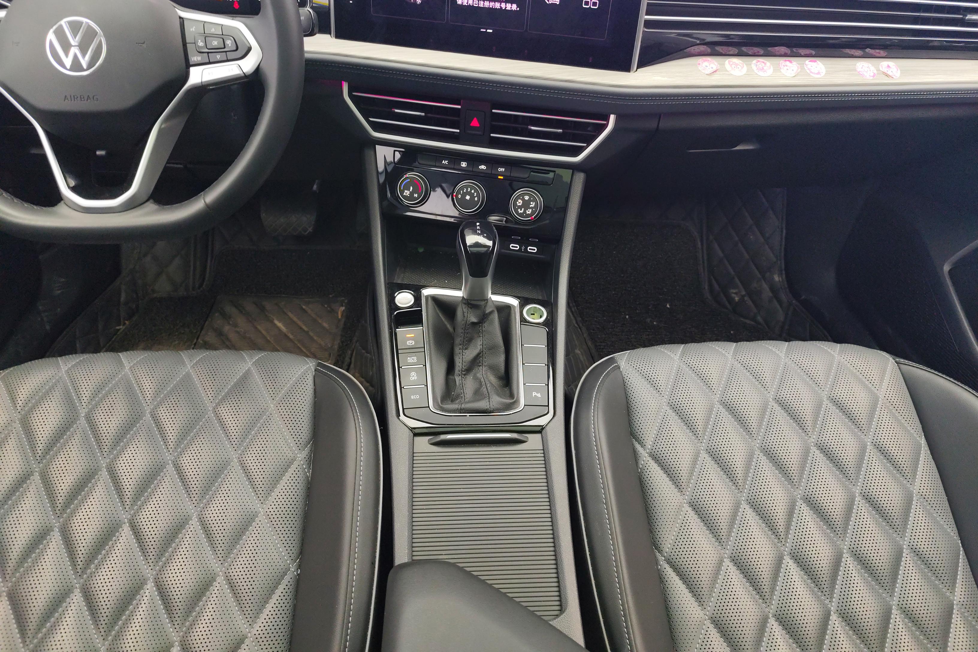 大众速腾 2023款 1.5T 自动 300TSI超越版 (国Ⅵ) 