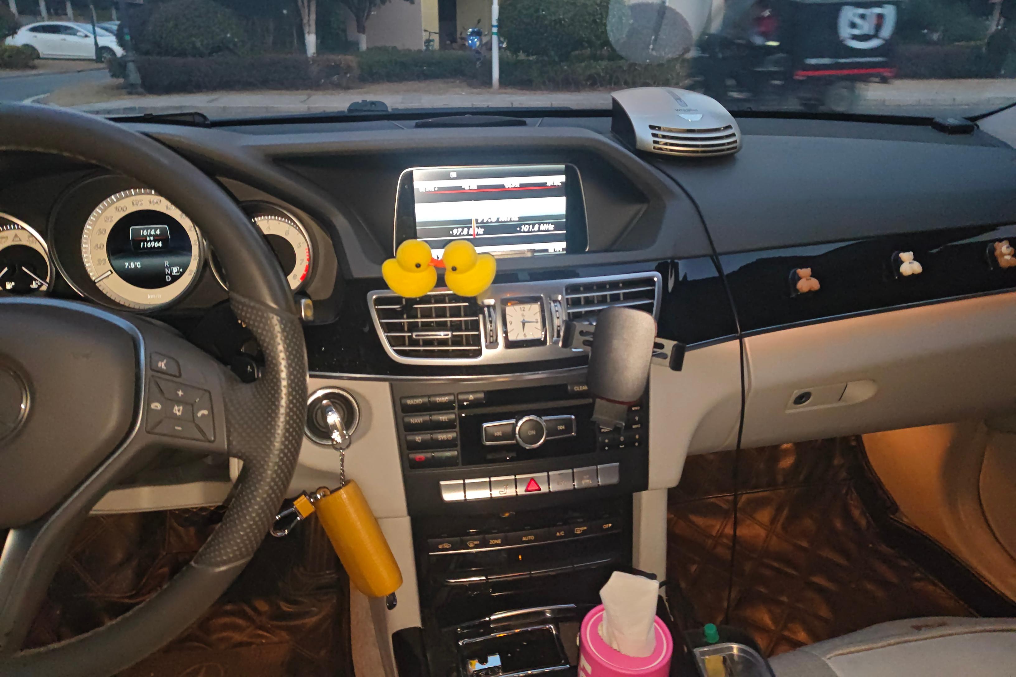 奔驰E级 E260L 2014款 1.8T 自动 汽油 运动型 (国Ⅳ) 