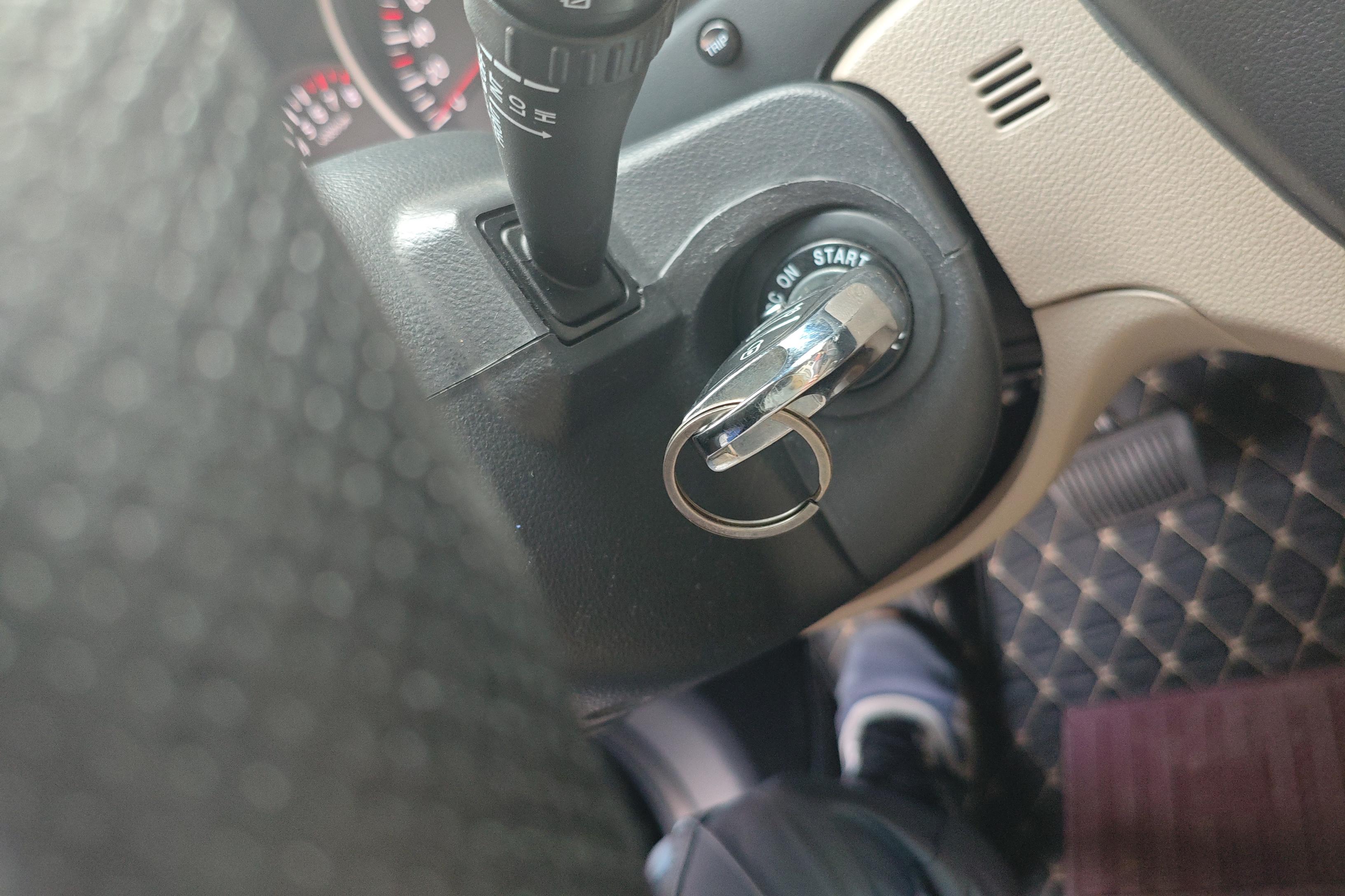 起亚狮跑 2013款 2.0L 自动 前驱 GL (国Ⅳ) 