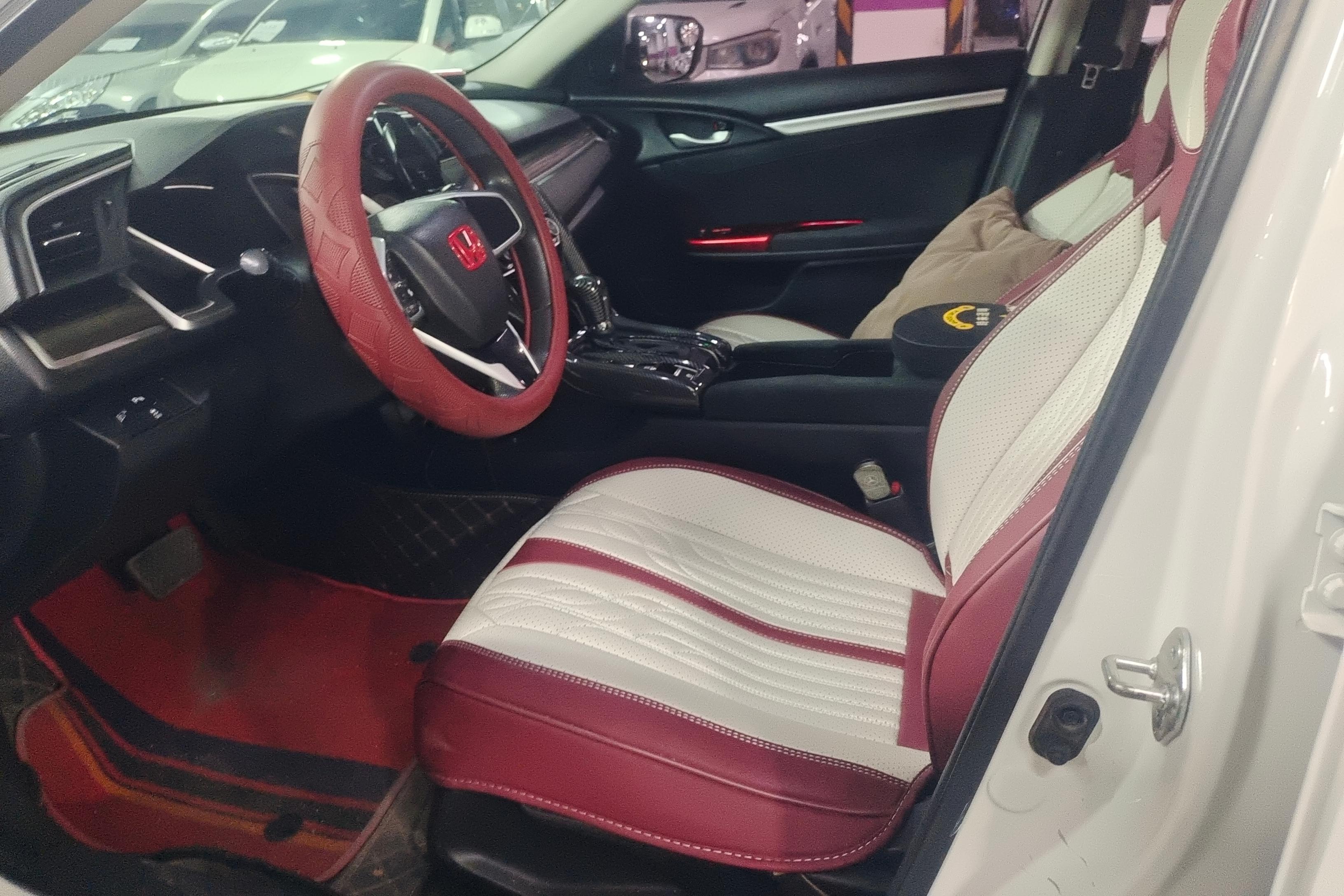 本田思域 2019款 1.5T 自动 劲动版220TURBO (国Ⅴ) 