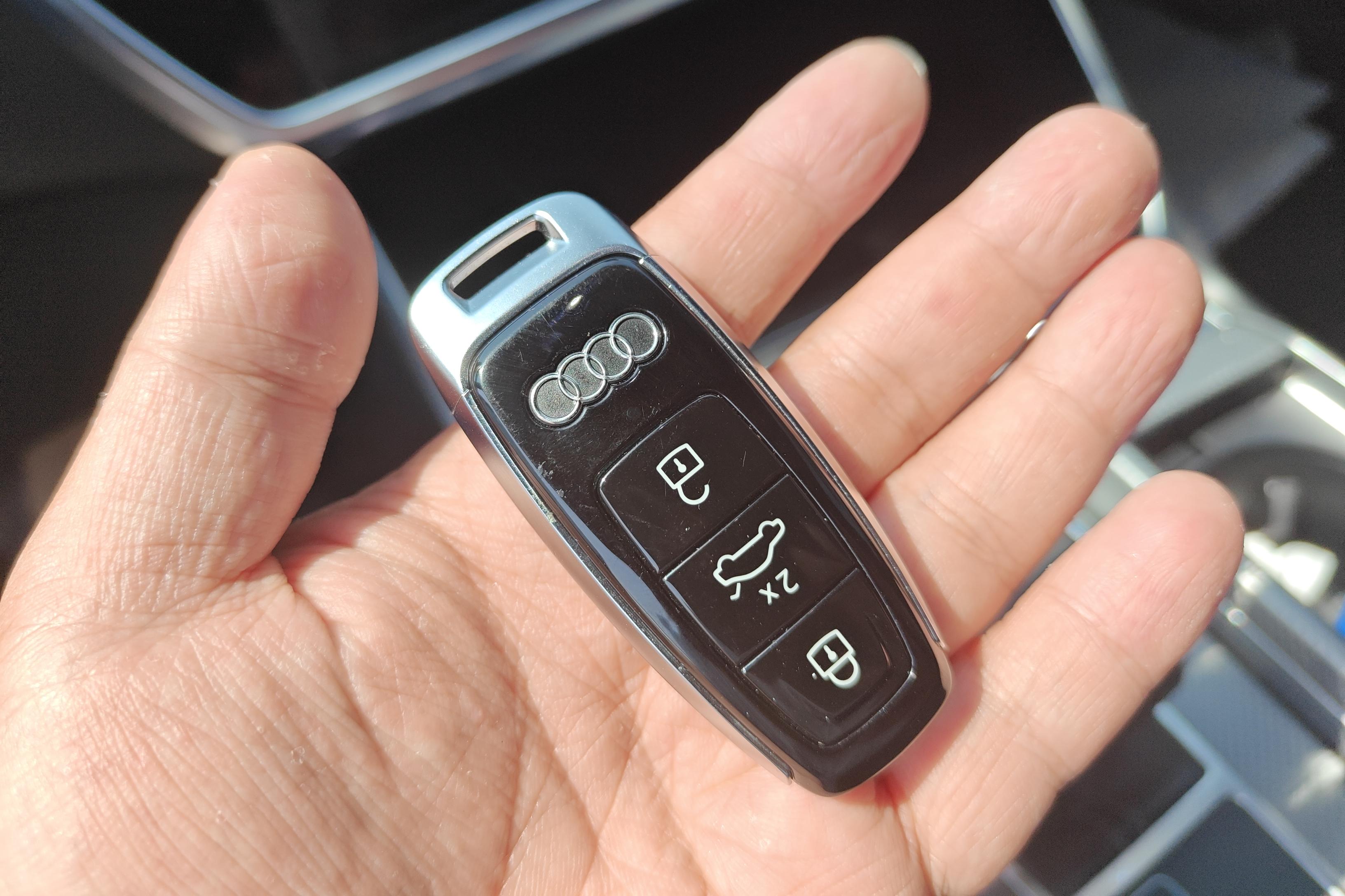 奥迪A6L 45TFSI 2019款 2.0T 自动 臻选致雅型 (国Ⅵ) 