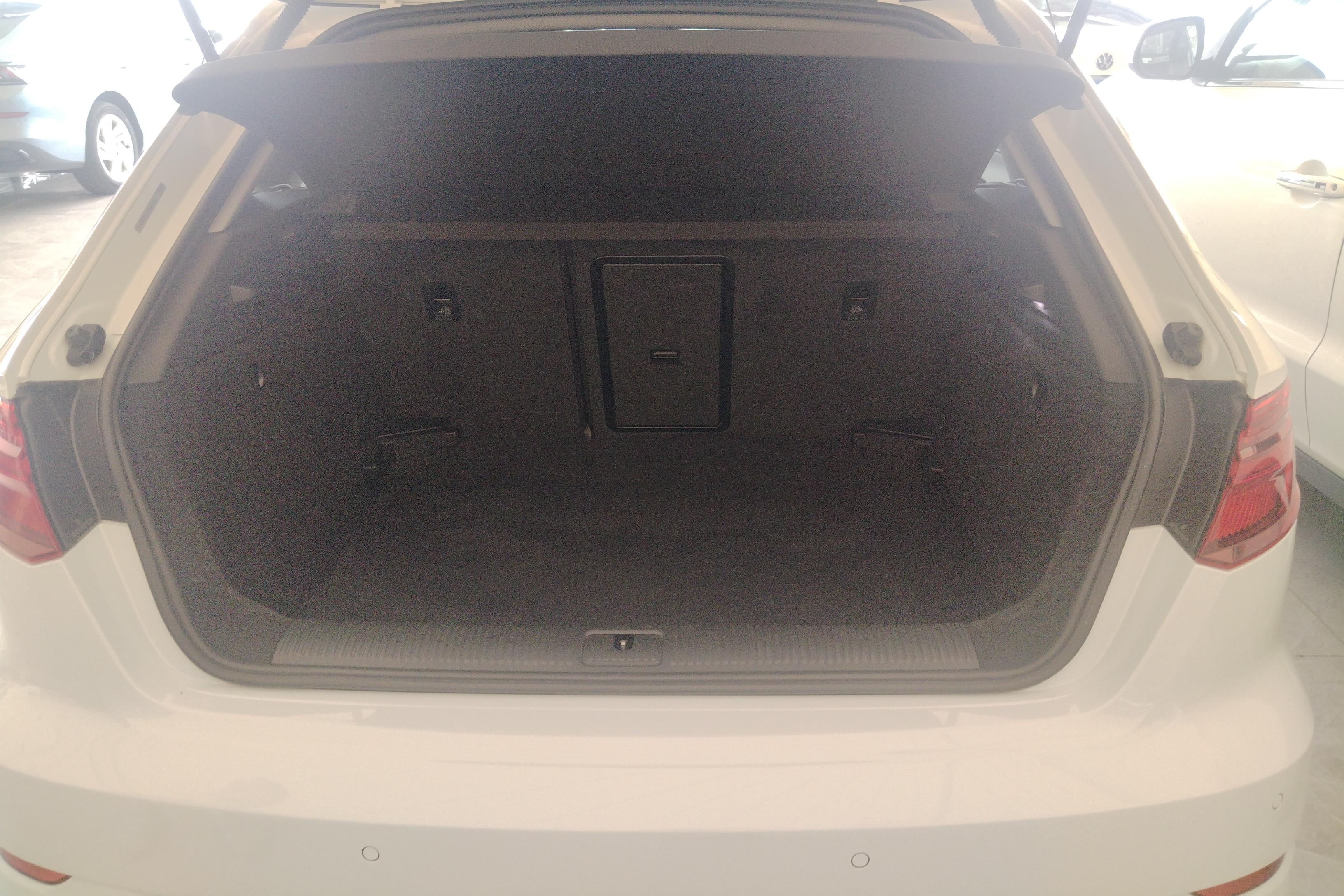 奥迪A3 35TFSI 2020款 1.4T 自动 汽油 进取型Sportback (国Ⅵ) 