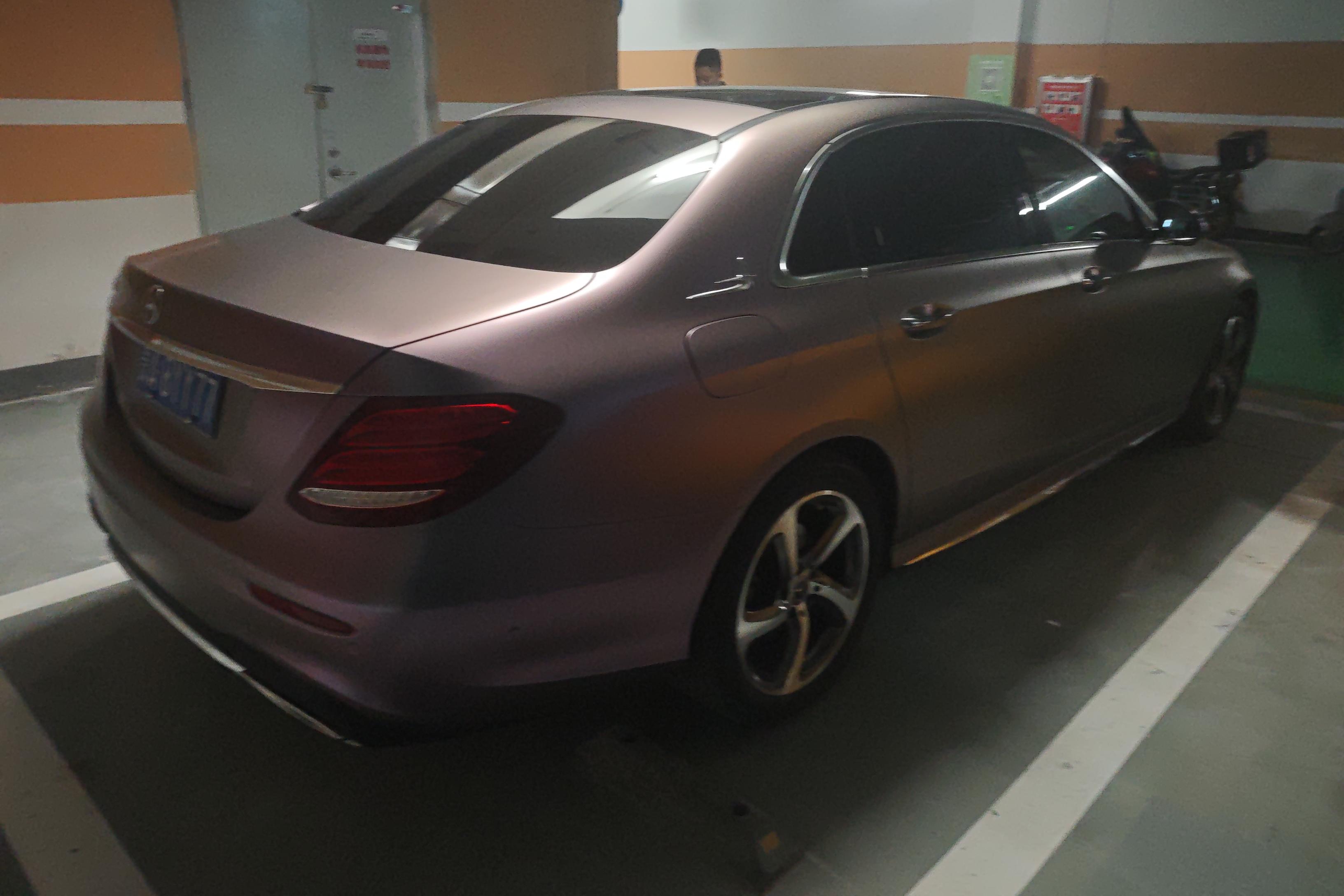 奔驰E级 E300L 2019款 2.0T 自动 汽油 运动豪华型改款 (国Ⅵ) 