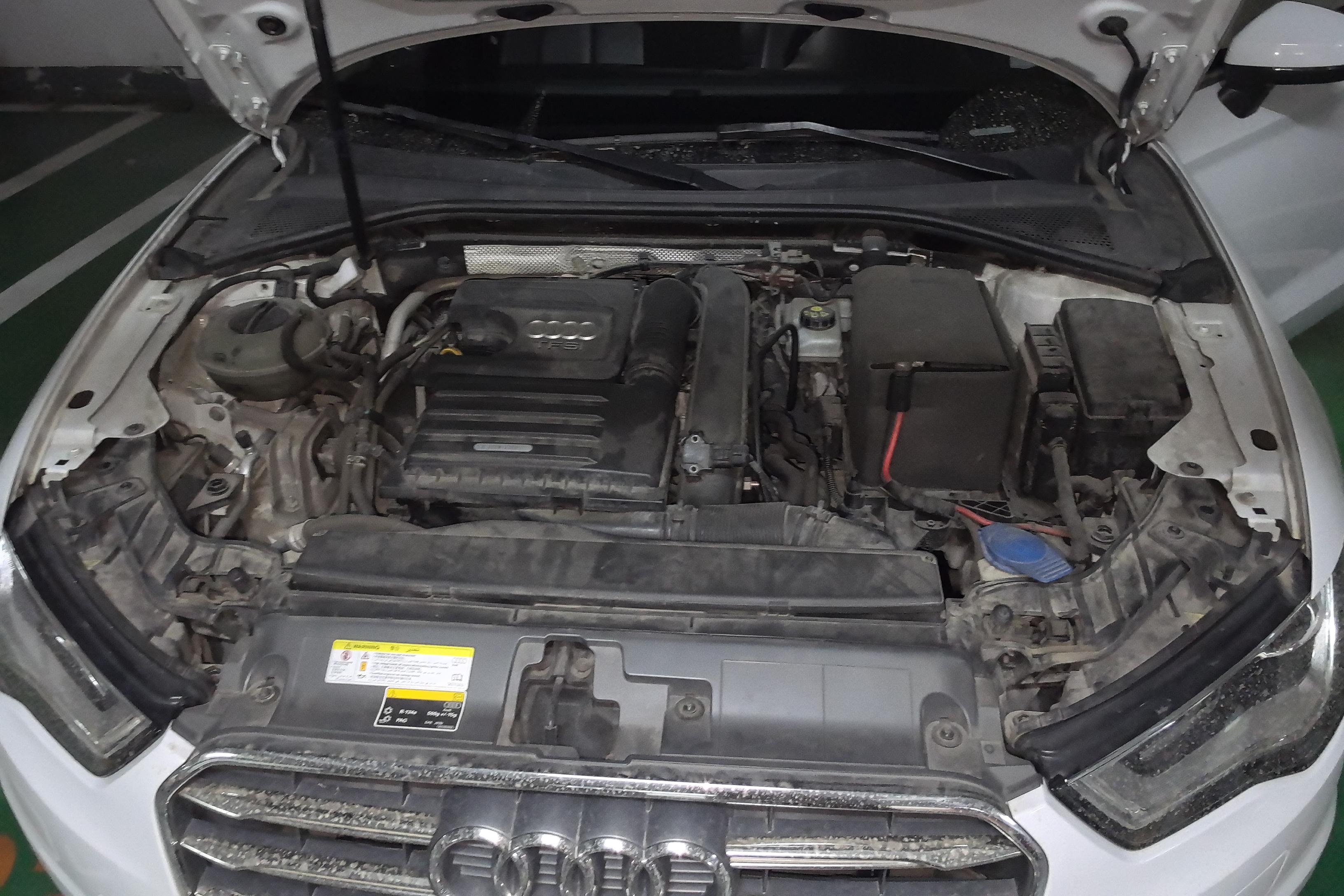 奥迪A3 35TFSI 2015款 1.4T 自动 舒享版Limousine (国Ⅴ) 