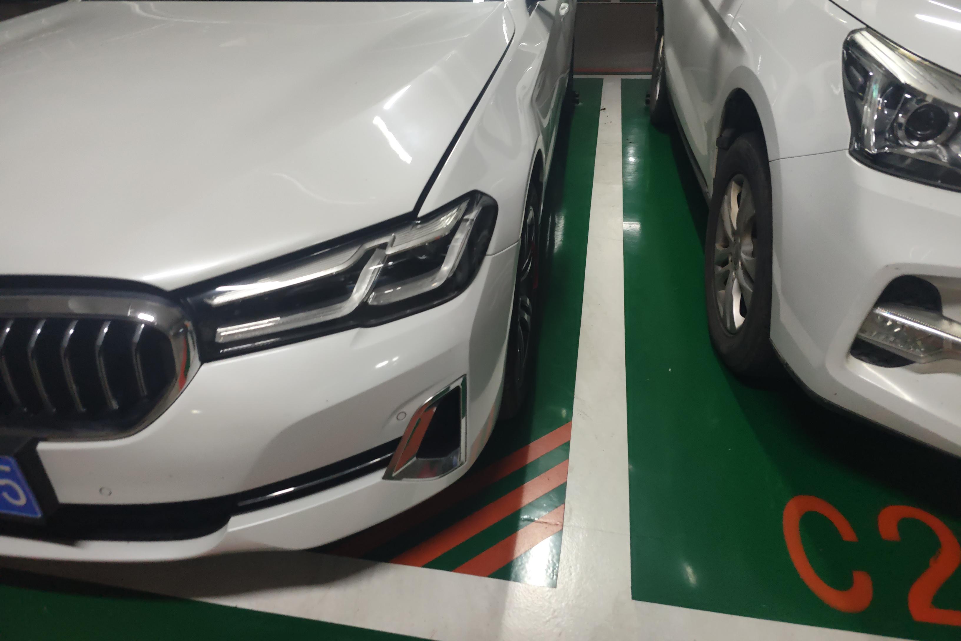 【大连二手宝马5系】宝马5系 530Li 2022款 2.0T 自动 后驱 领先型豪华套装