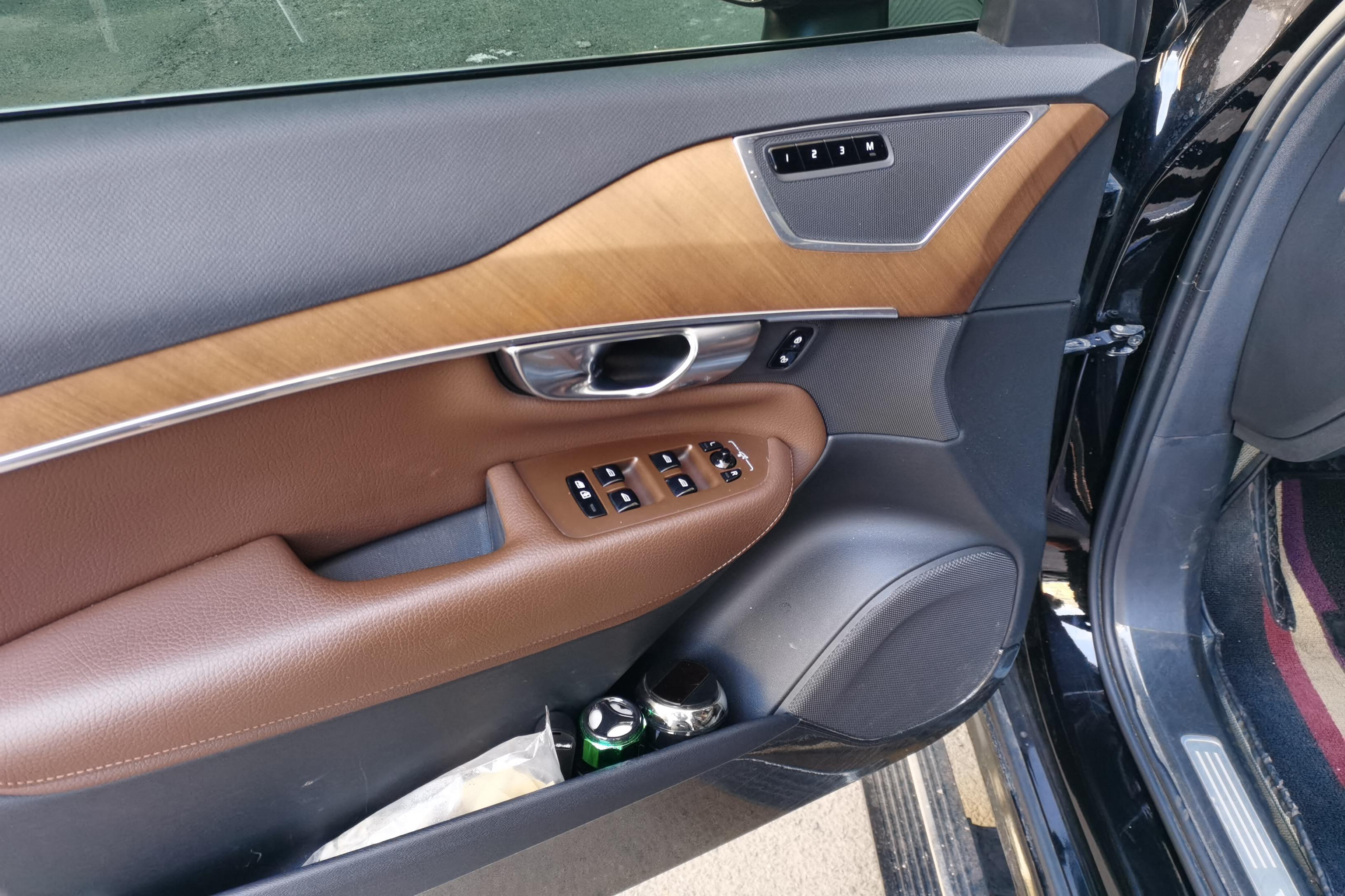 沃尔沃XC90 T6 [进口] 2019款 2.0T 自动 四驱 汽油 智雅版 
