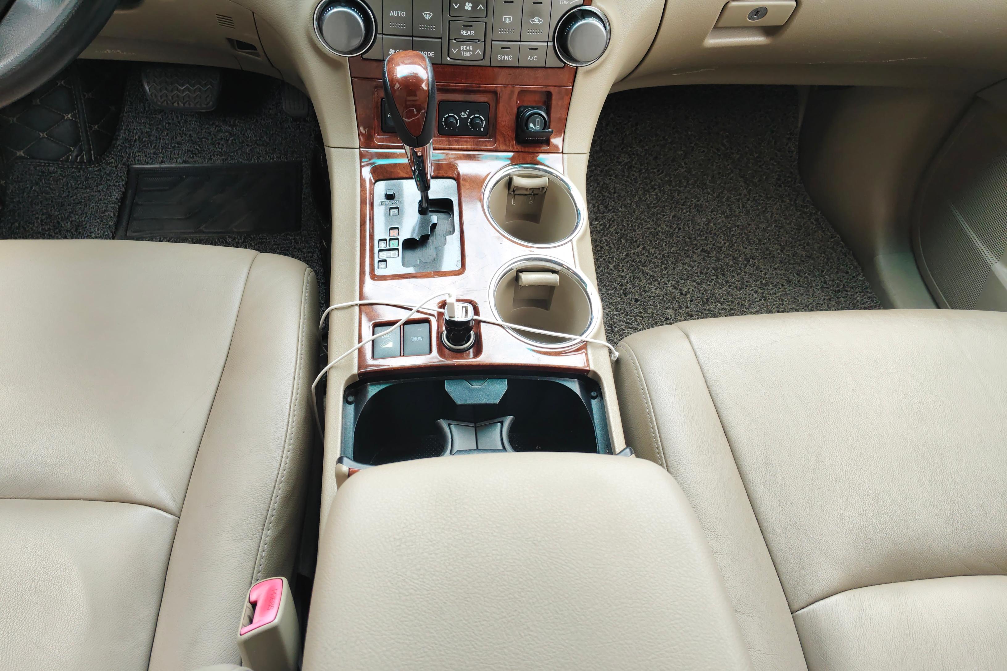 丰田汉兰达 2012款 3.5L 自动 四驱 豪华版 (国Ⅳ) 