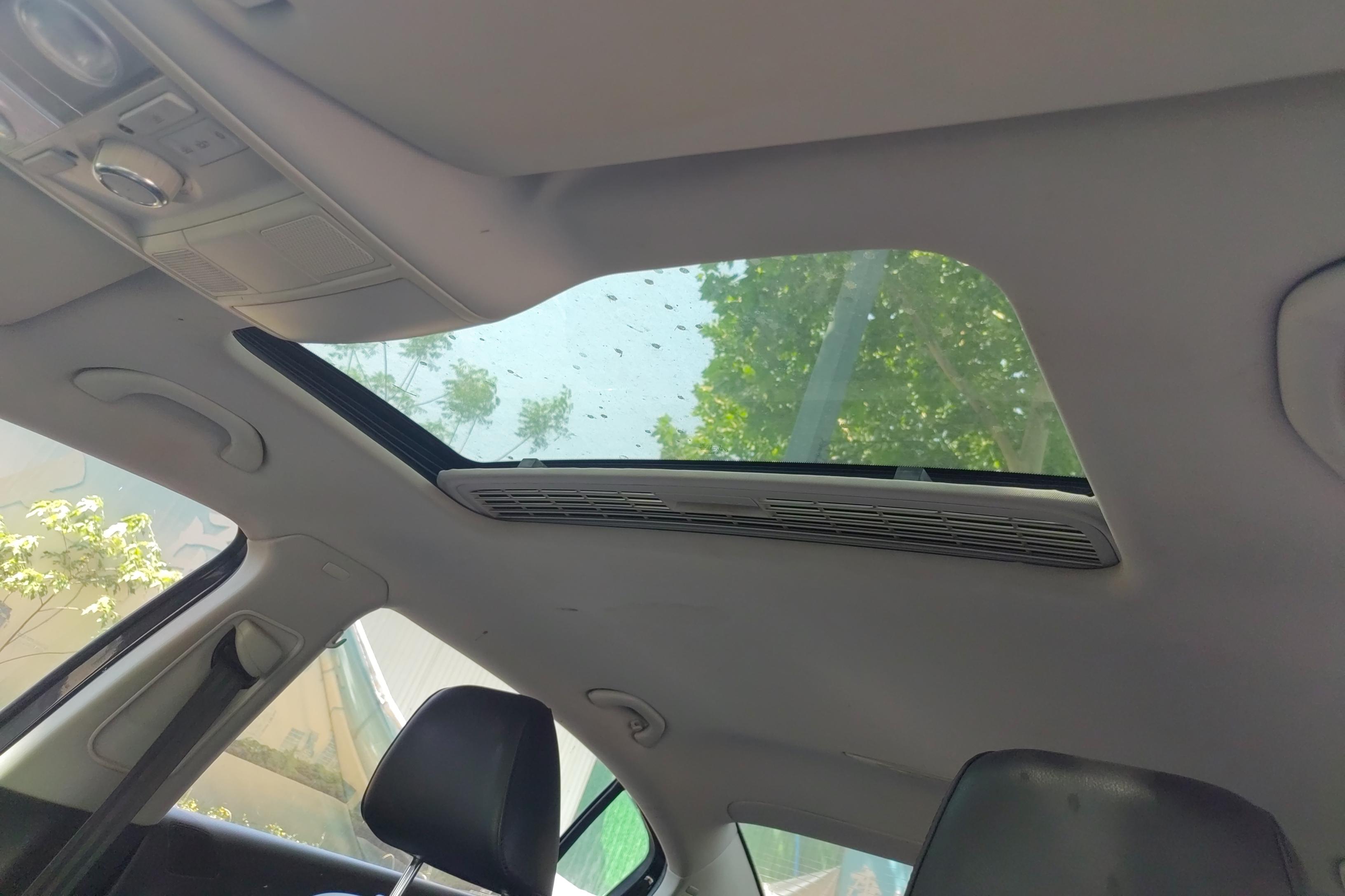 大众迈腾 2012款 1.8T 自动 汽油 豪华型 (国Ⅳ) 