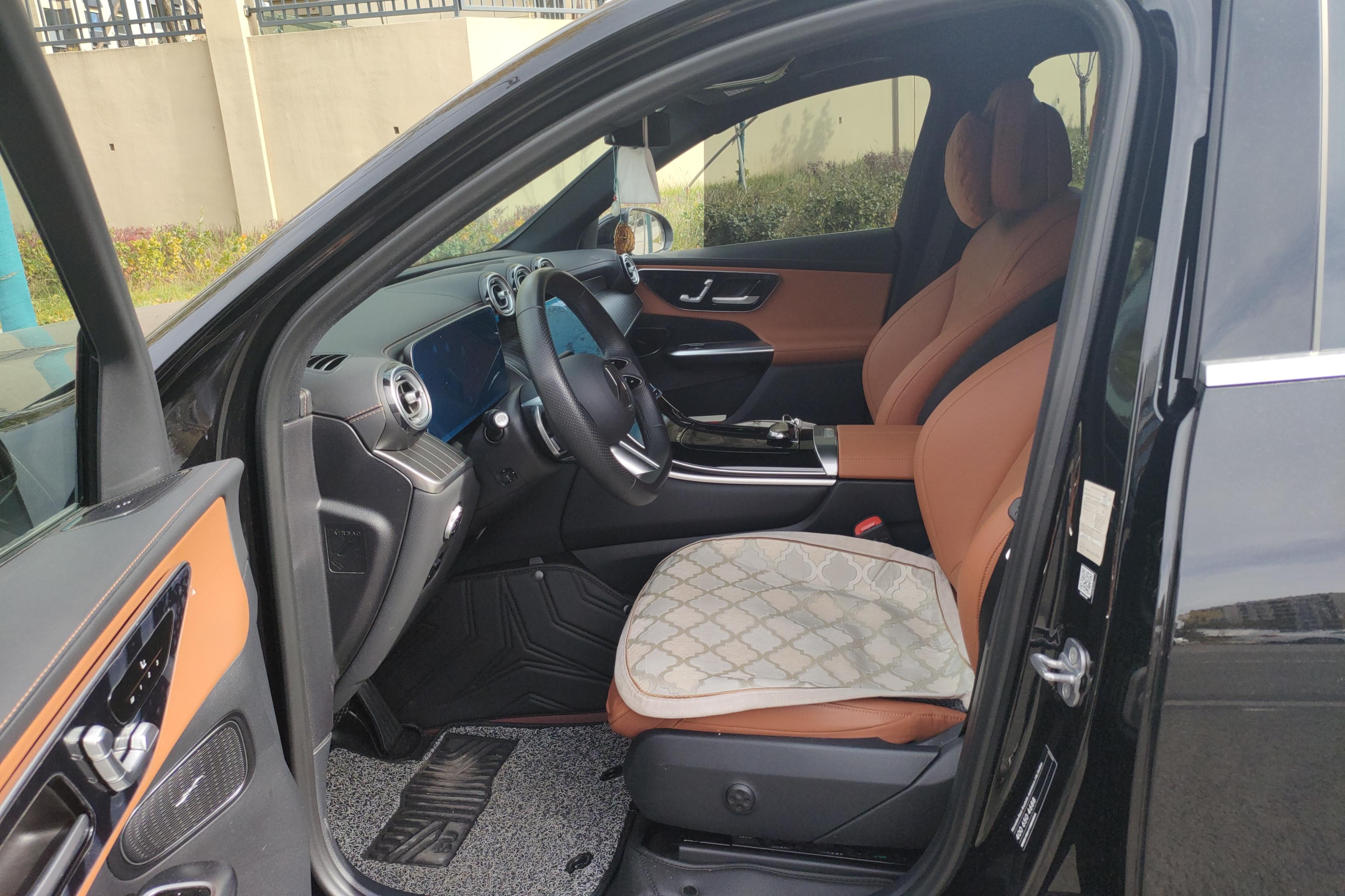 奔驰GLC GLC260L 2024款 2.0T 自动 豪华型 (国Ⅵ) 
