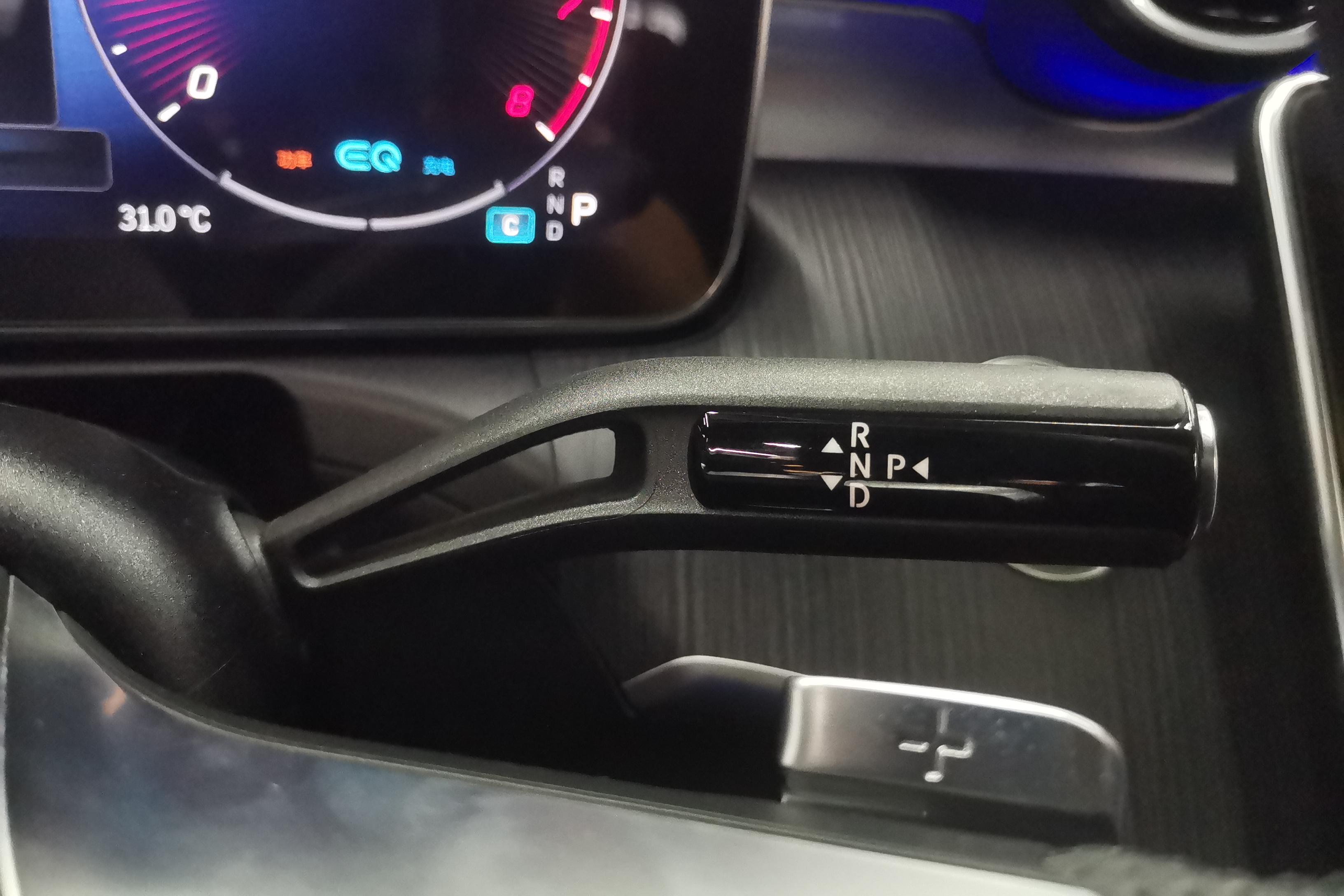 奔驰C级 C200L 2022款 1.5T 自动 运动版 (国Ⅵ) 