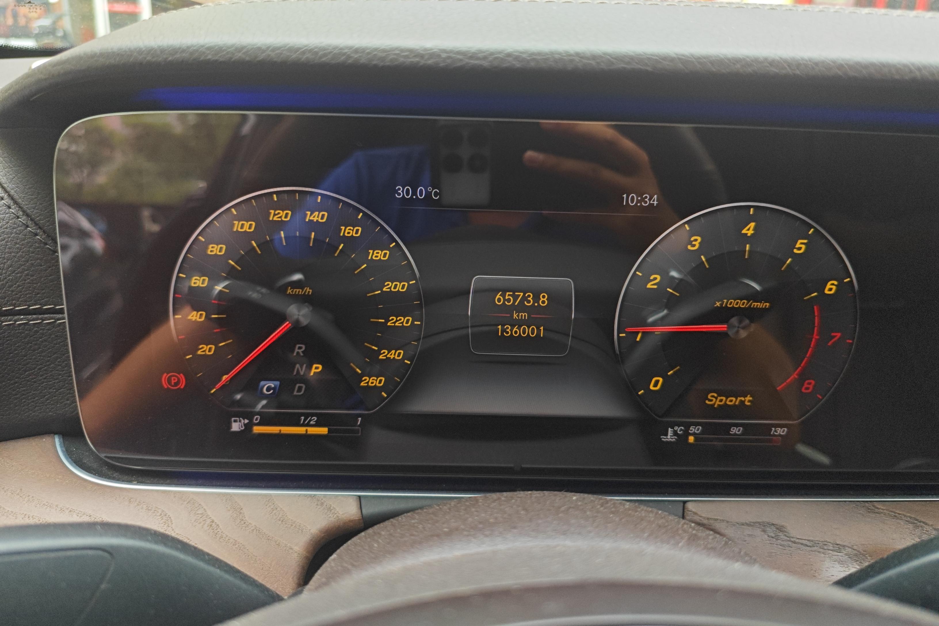 奔驰E级 E300L 2018款 2.0T 自动 汽油 豪华型改款 (国Ⅴ) 