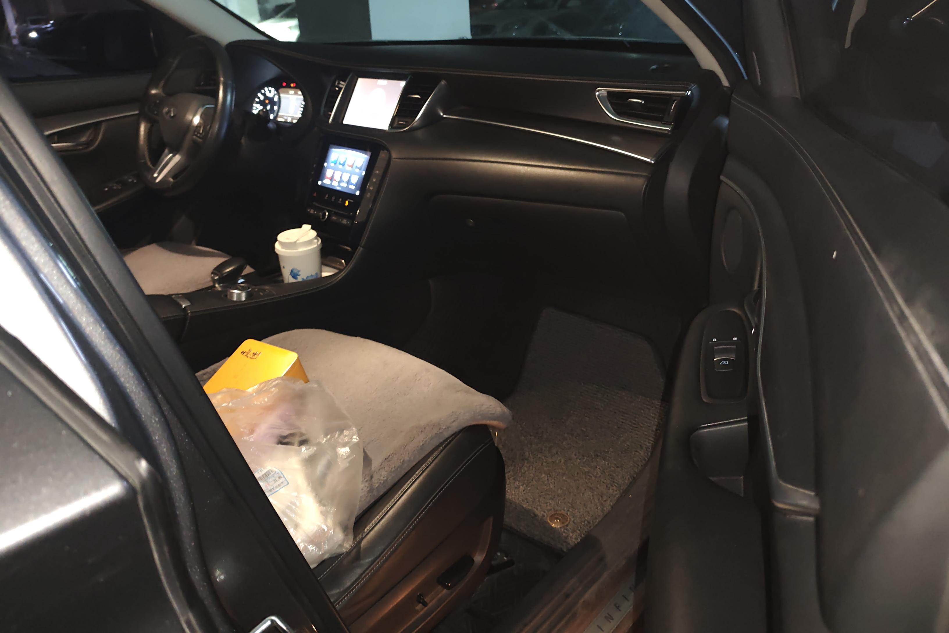 英菲尼迪QX50 2018款 2.0T 自动 菁英版 (国Ⅵ) 