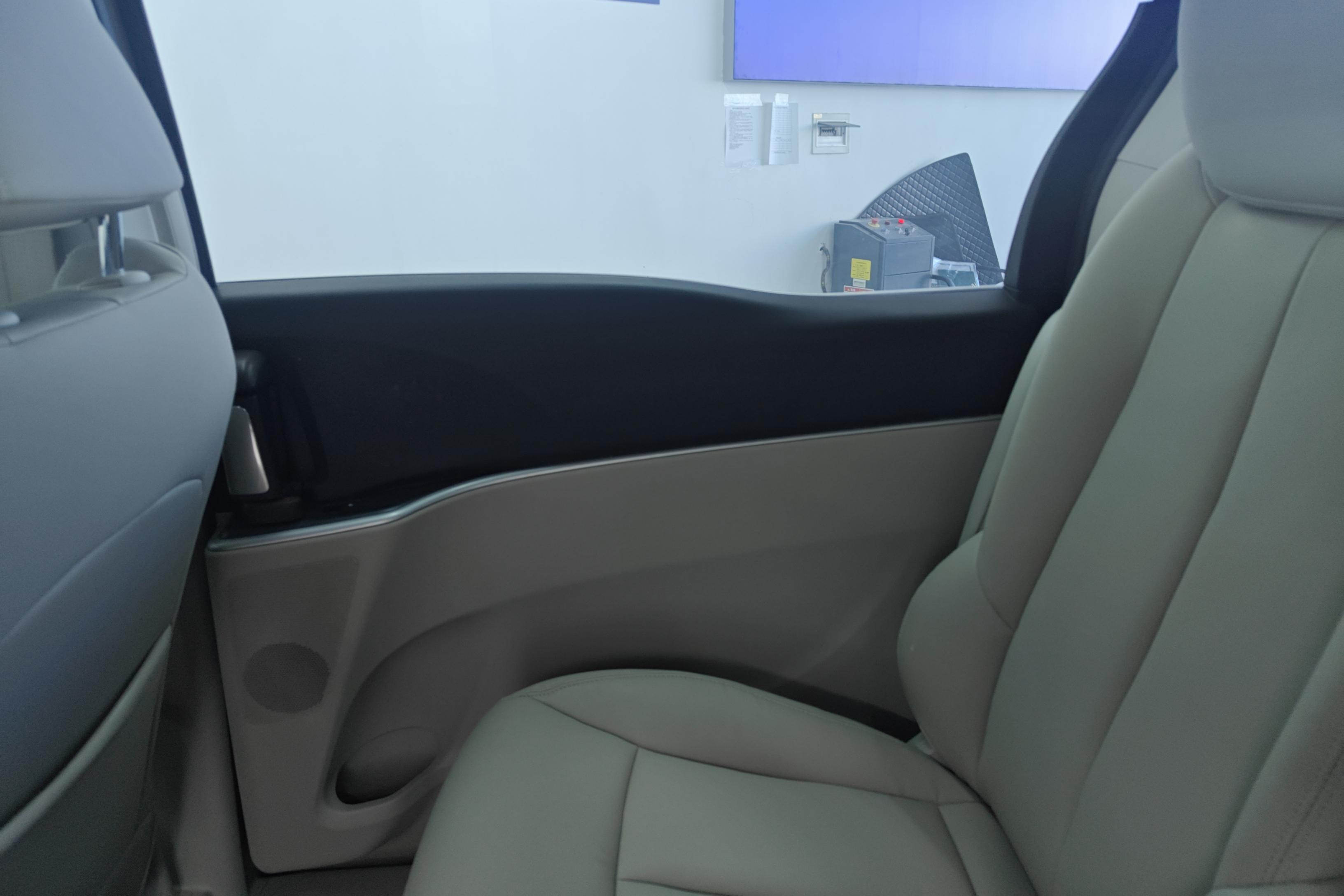 别克GL8 2021款 2.0T 自动 7座 652T舒适型 (国Ⅵ) 