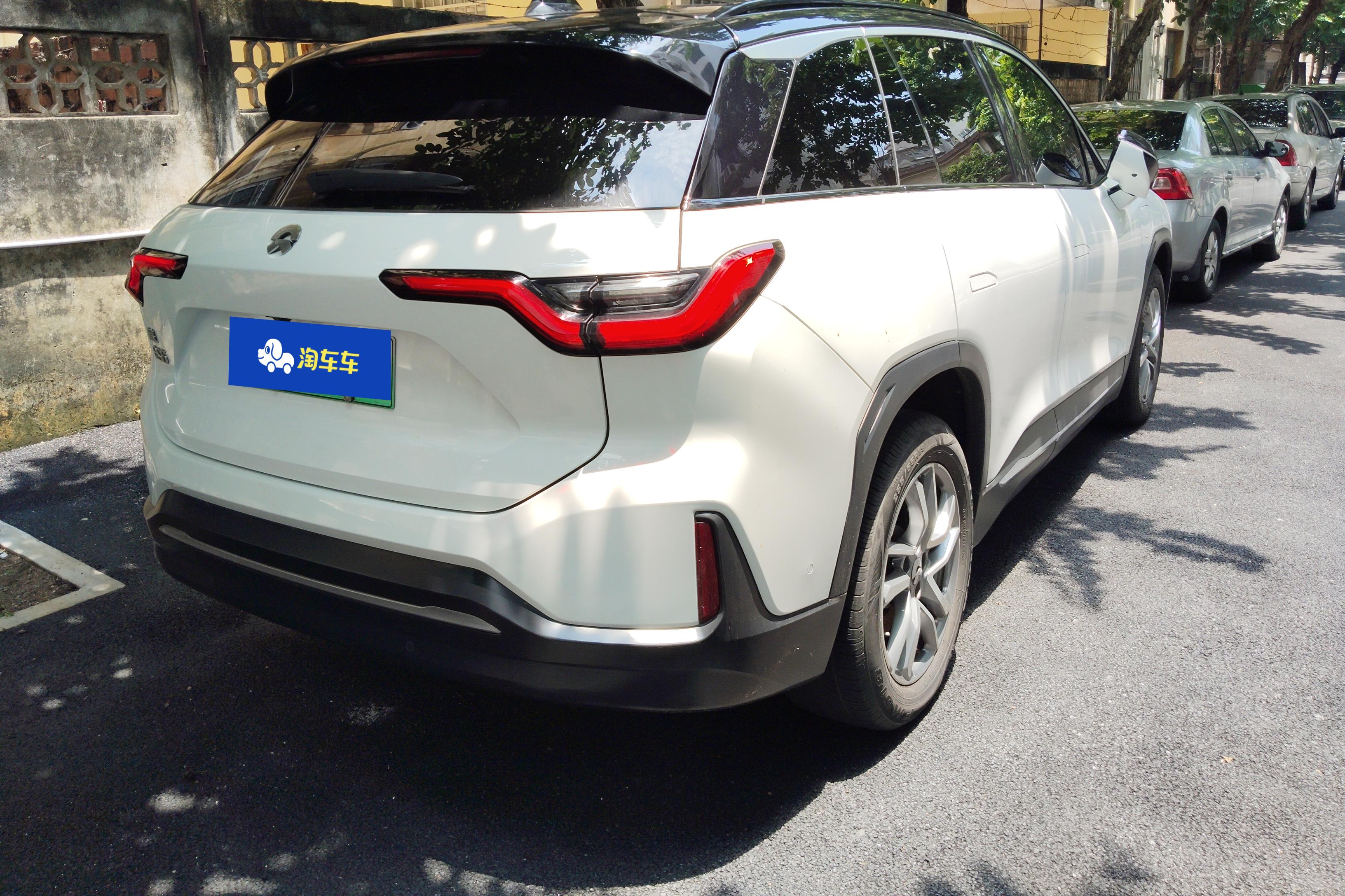 蔚来ES6 2020款 70kWh420km四驱 纯电动 运动版420KM 