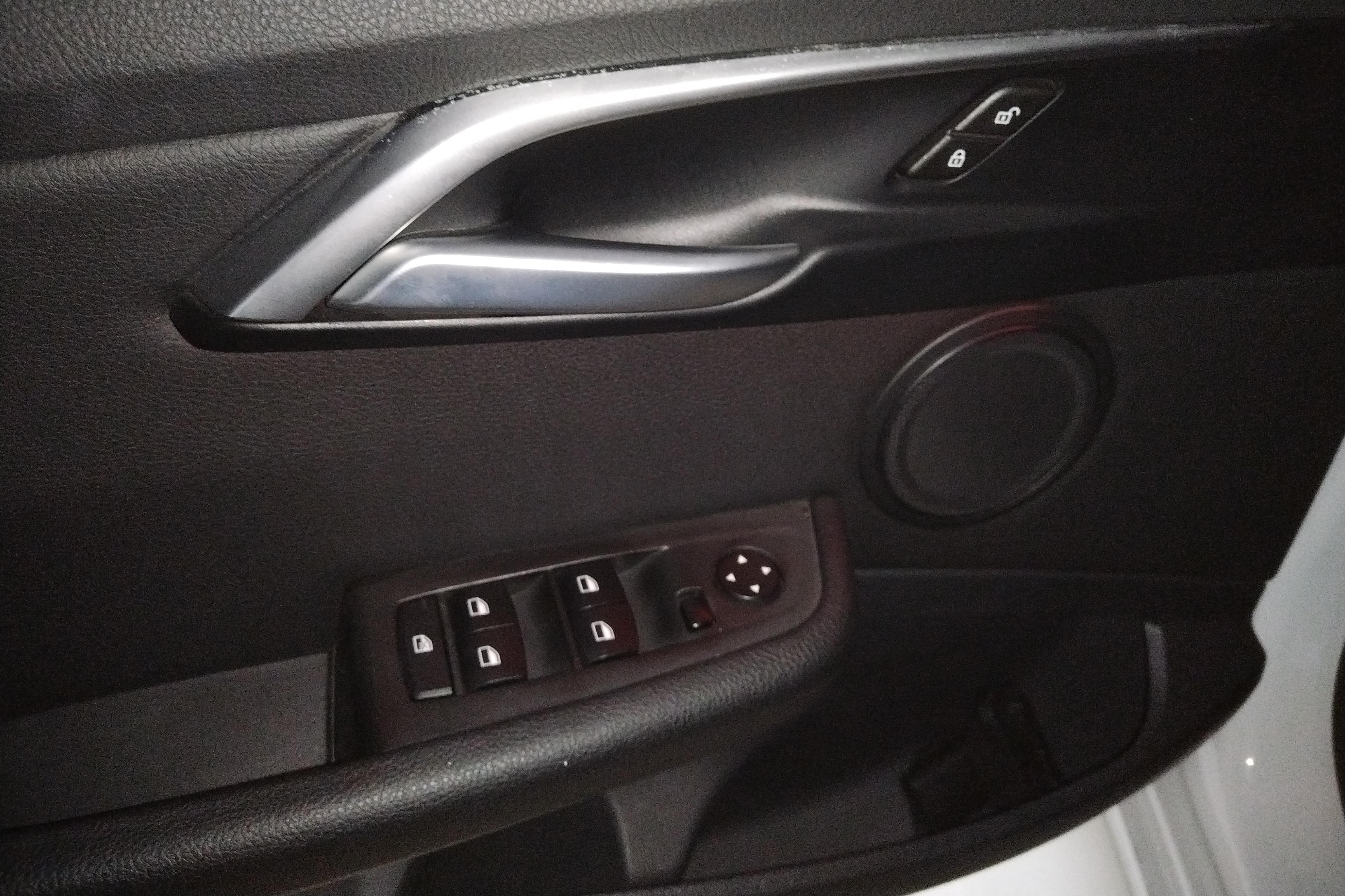 宝马1系 118i 2018款 1.5T 自动 运动型 (国Ⅴ) 