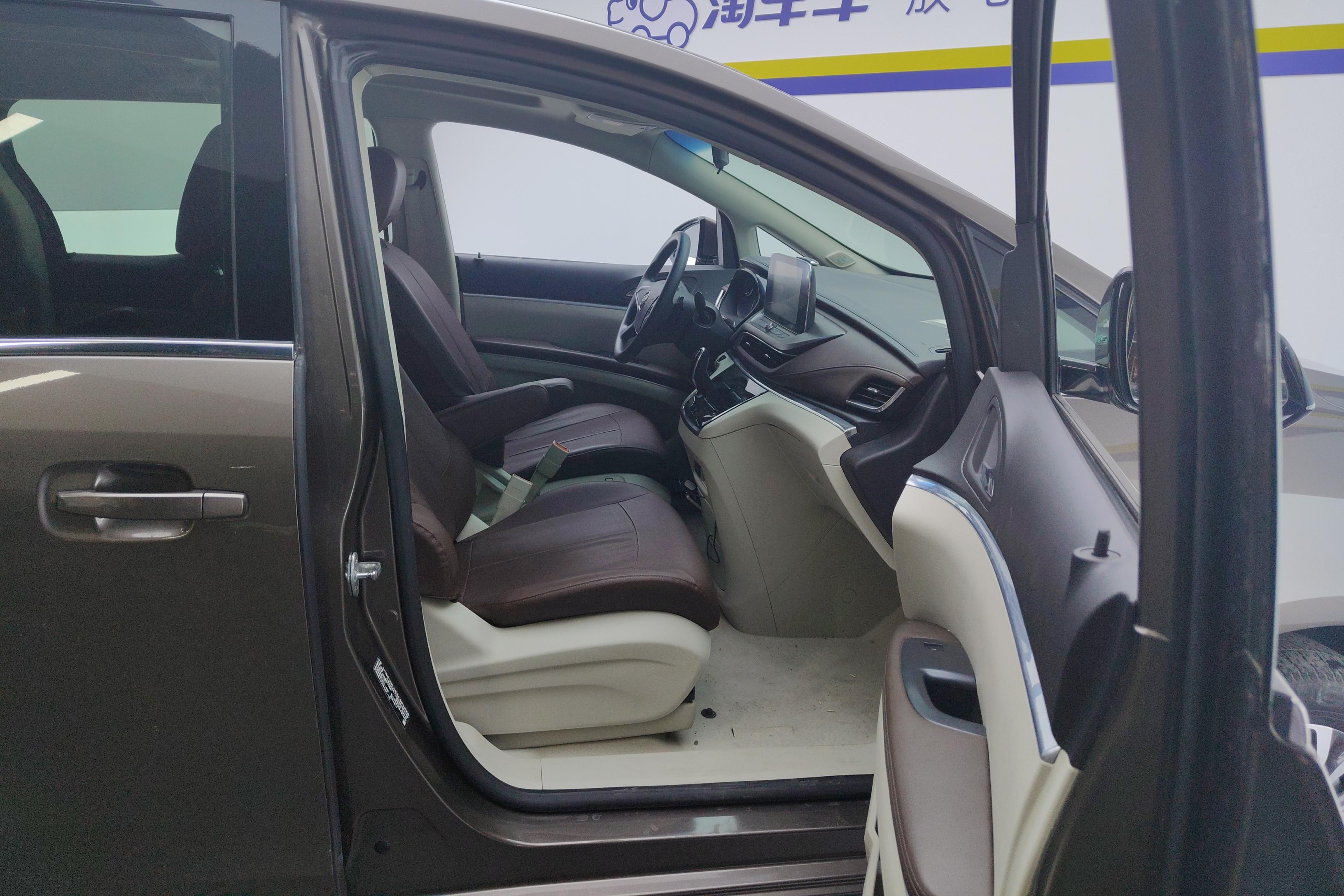 别克GL8 2020款 2.0T 自动 7座 652T舒适型 (国Ⅵ) 