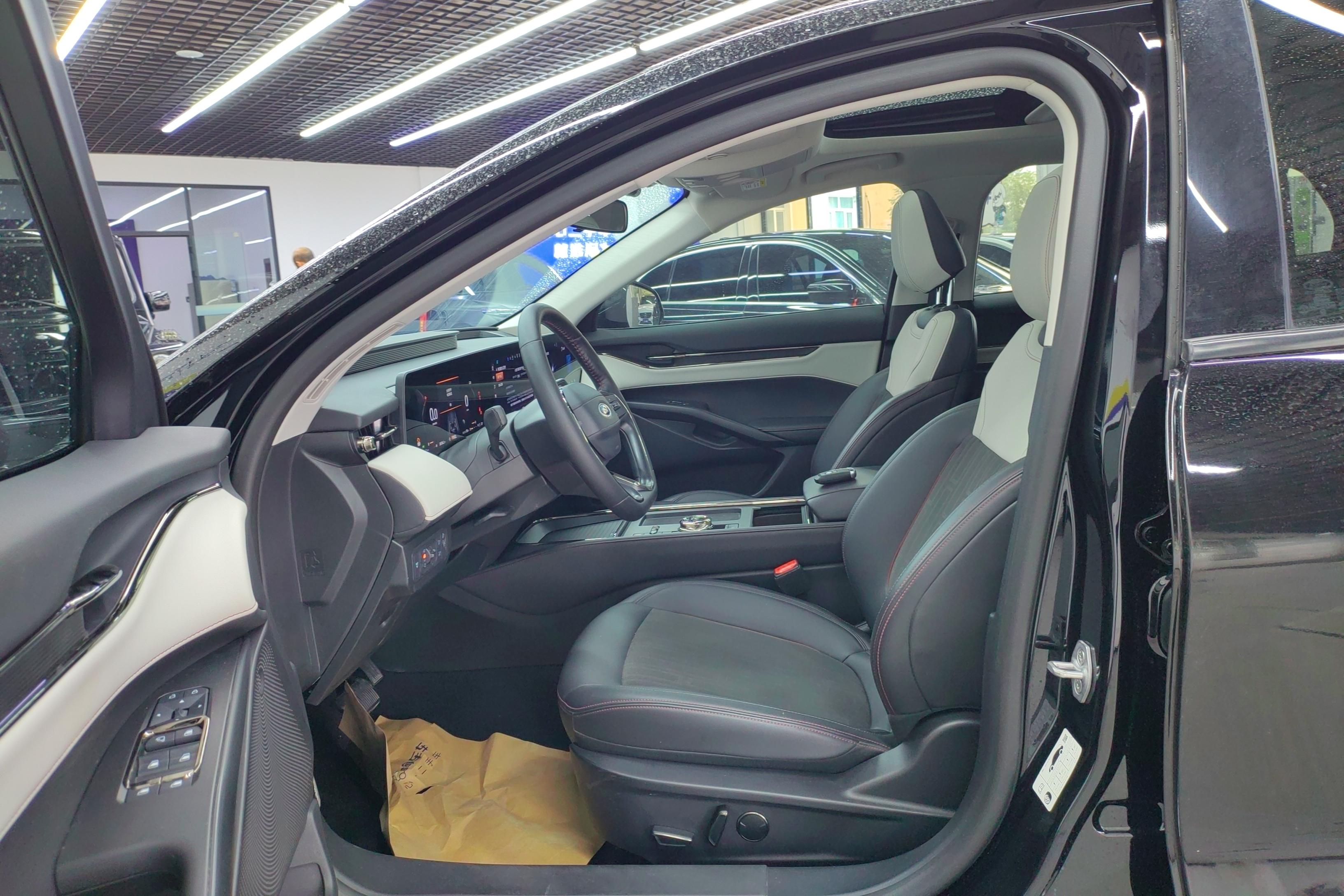 福特蒙迪欧 2022款 2.0T 自动 EcoBoost245改款豪华型 (国Ⅵ) 